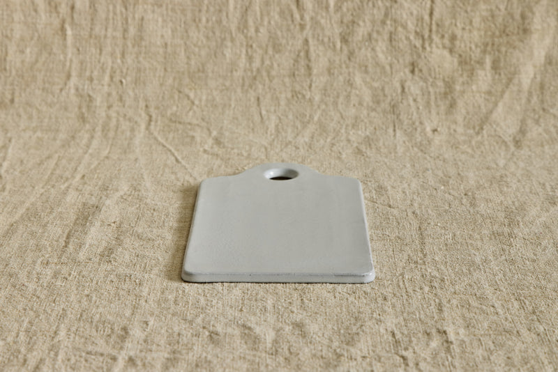 Minimalist Colbert Cutting Board