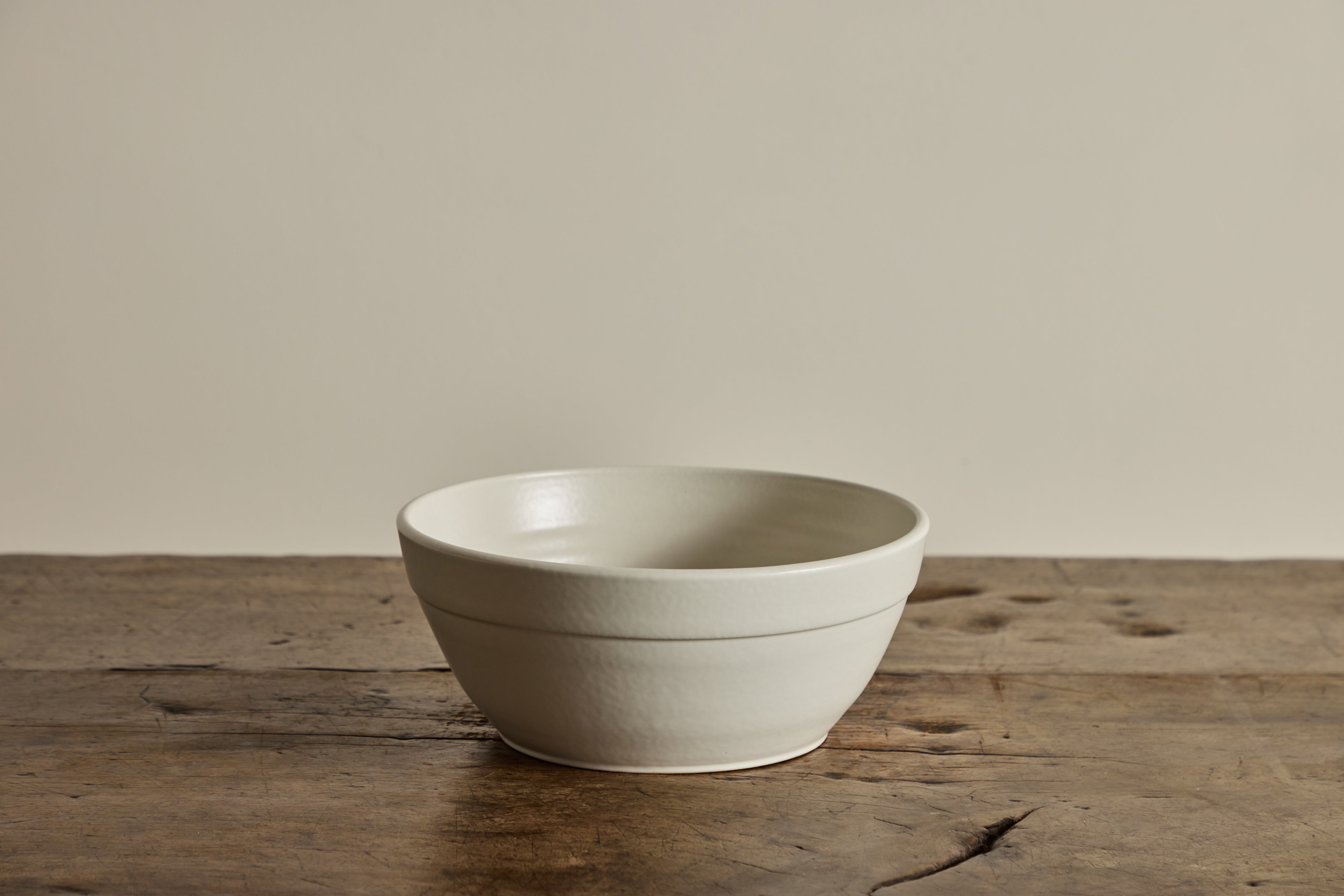 Serving Bowl in Cream