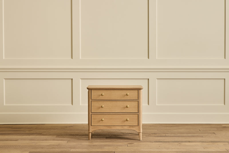 Heirloom Nightstand, 28"