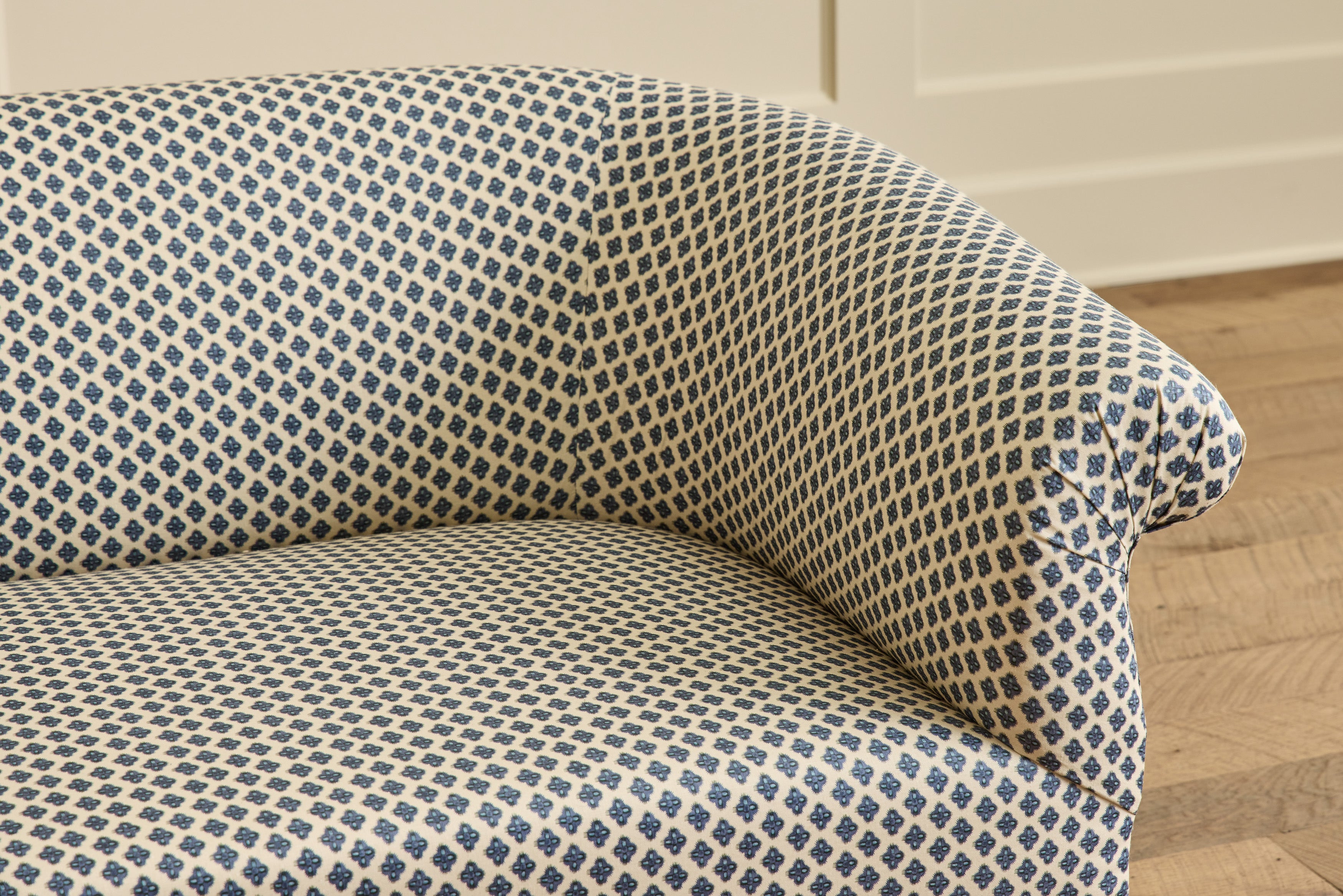 Low Back Settee, 72"