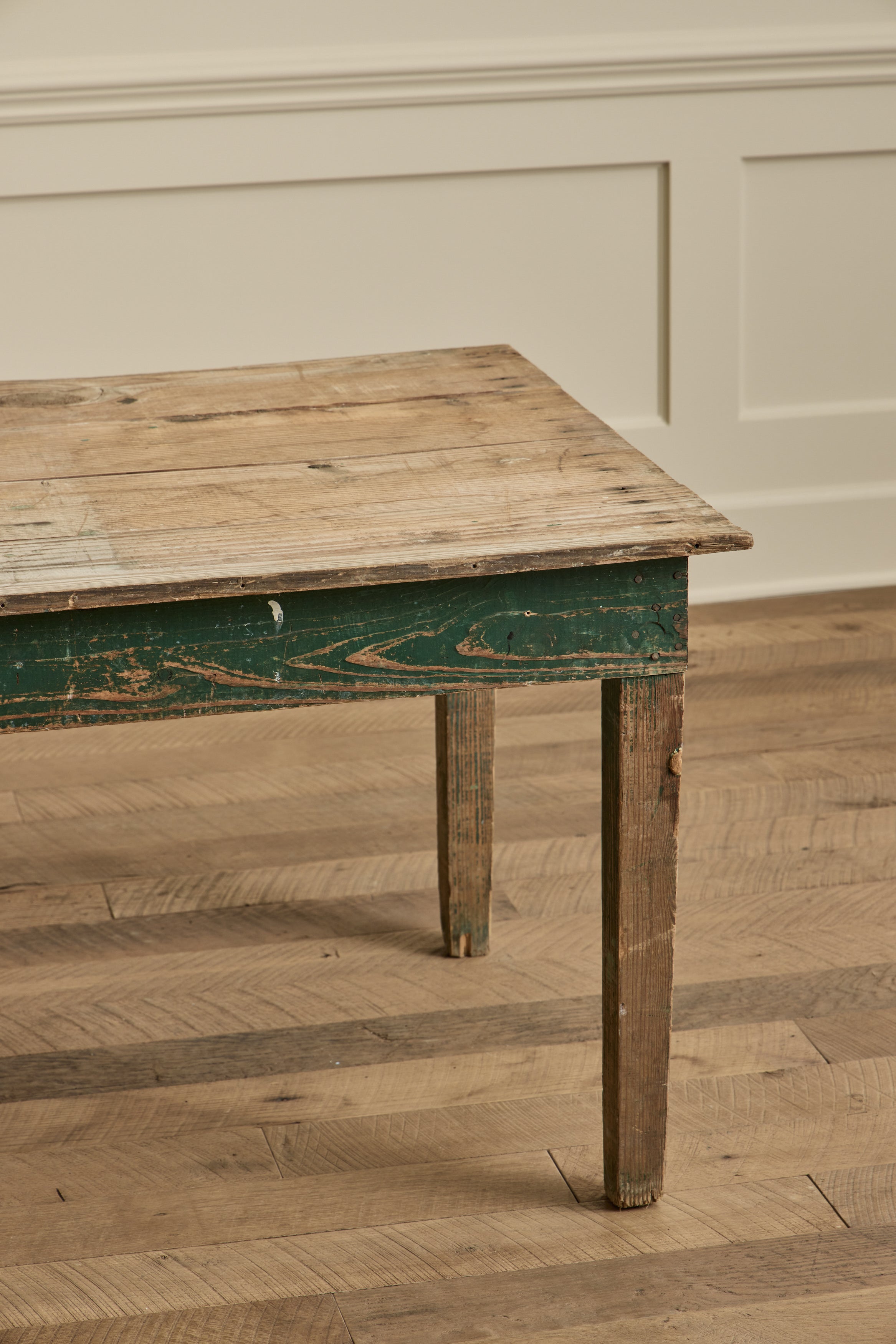 Pine Wood Farm Table
