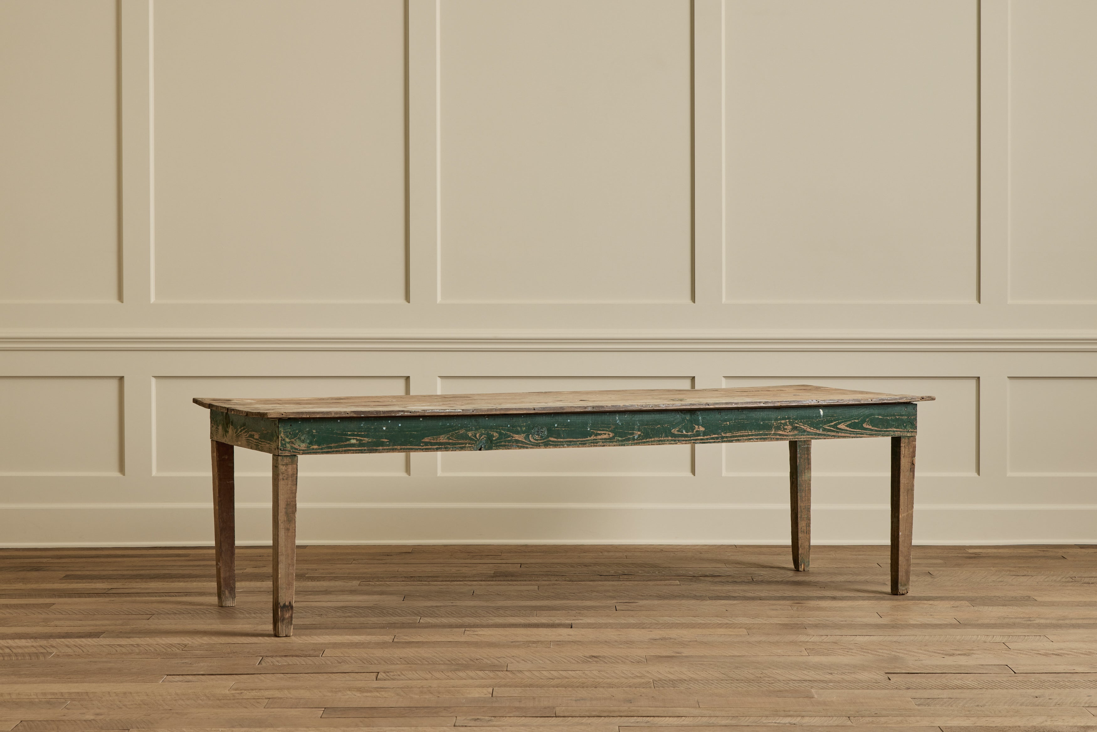 Pine Wood Farm Table