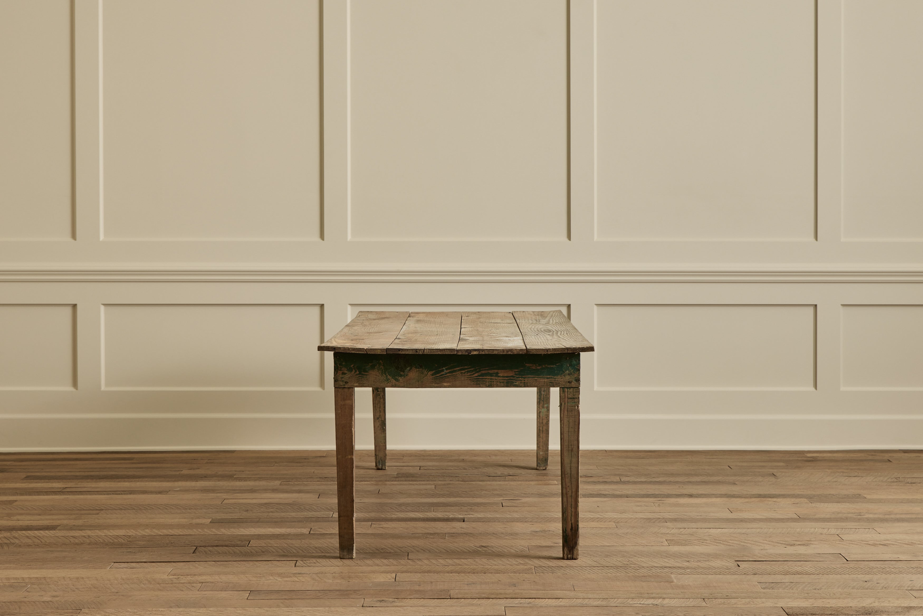 Pine Wood Farm Table