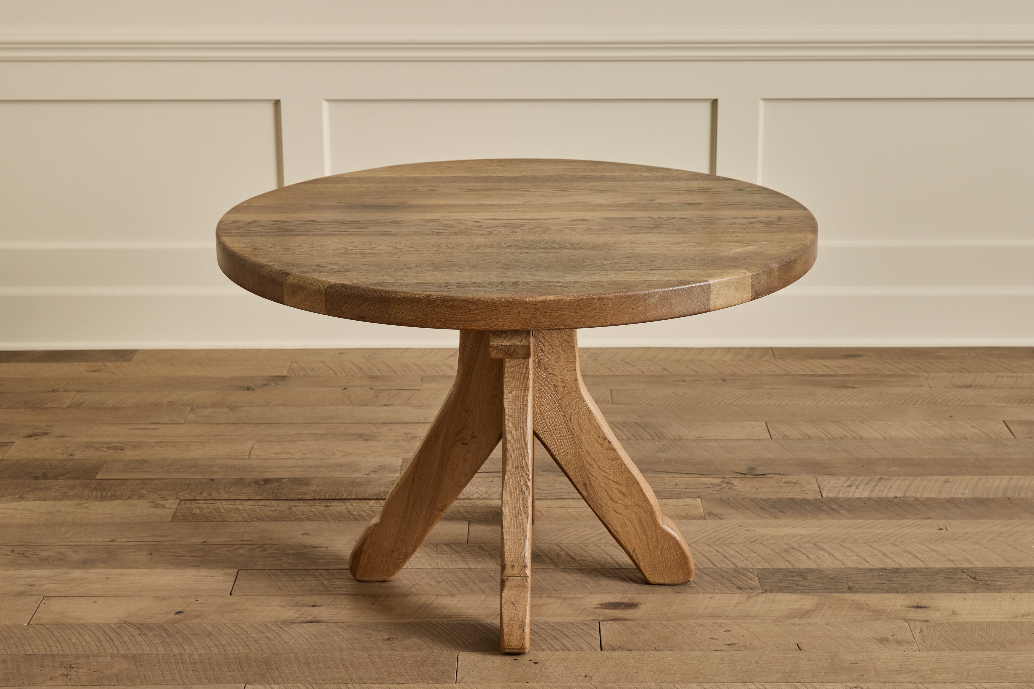 De Puydt Style Dining Table