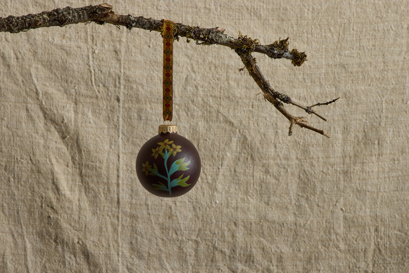 Floral Ornament in Chestnut