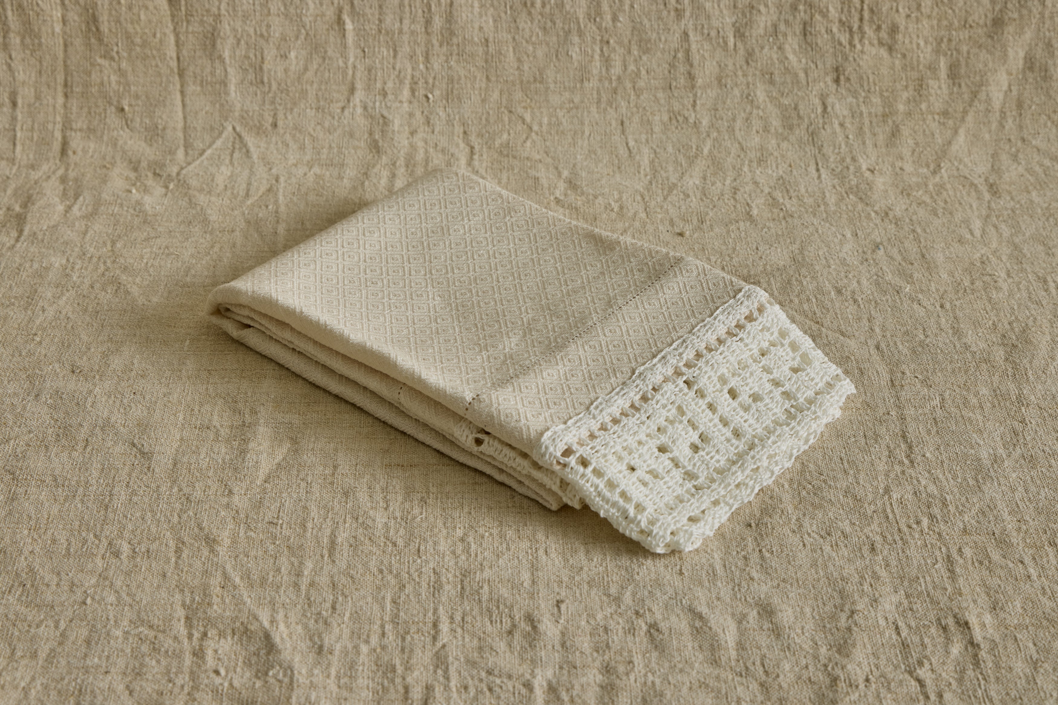 Isabella Towel Set