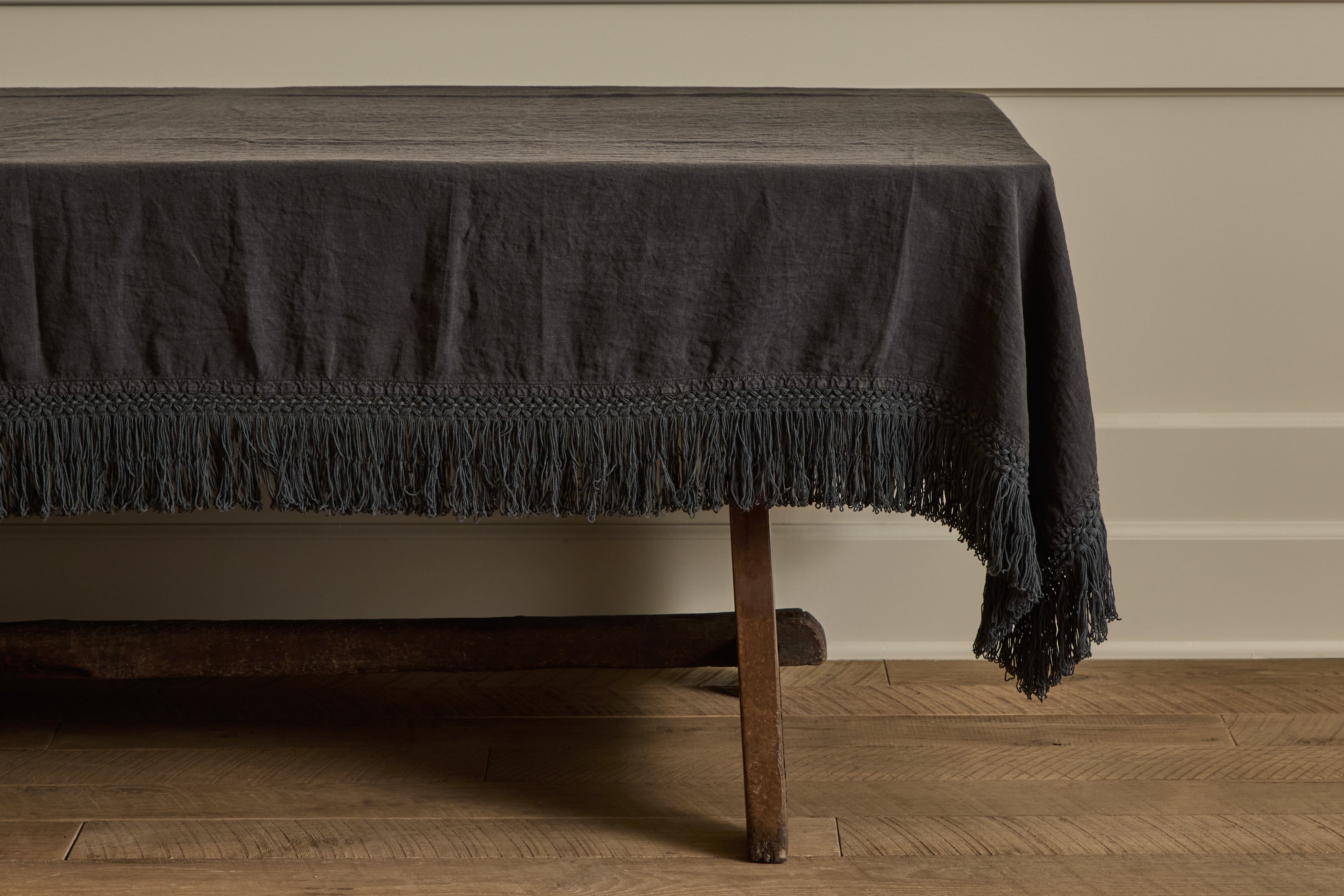 Linen Tablecloth in Slate Fringe