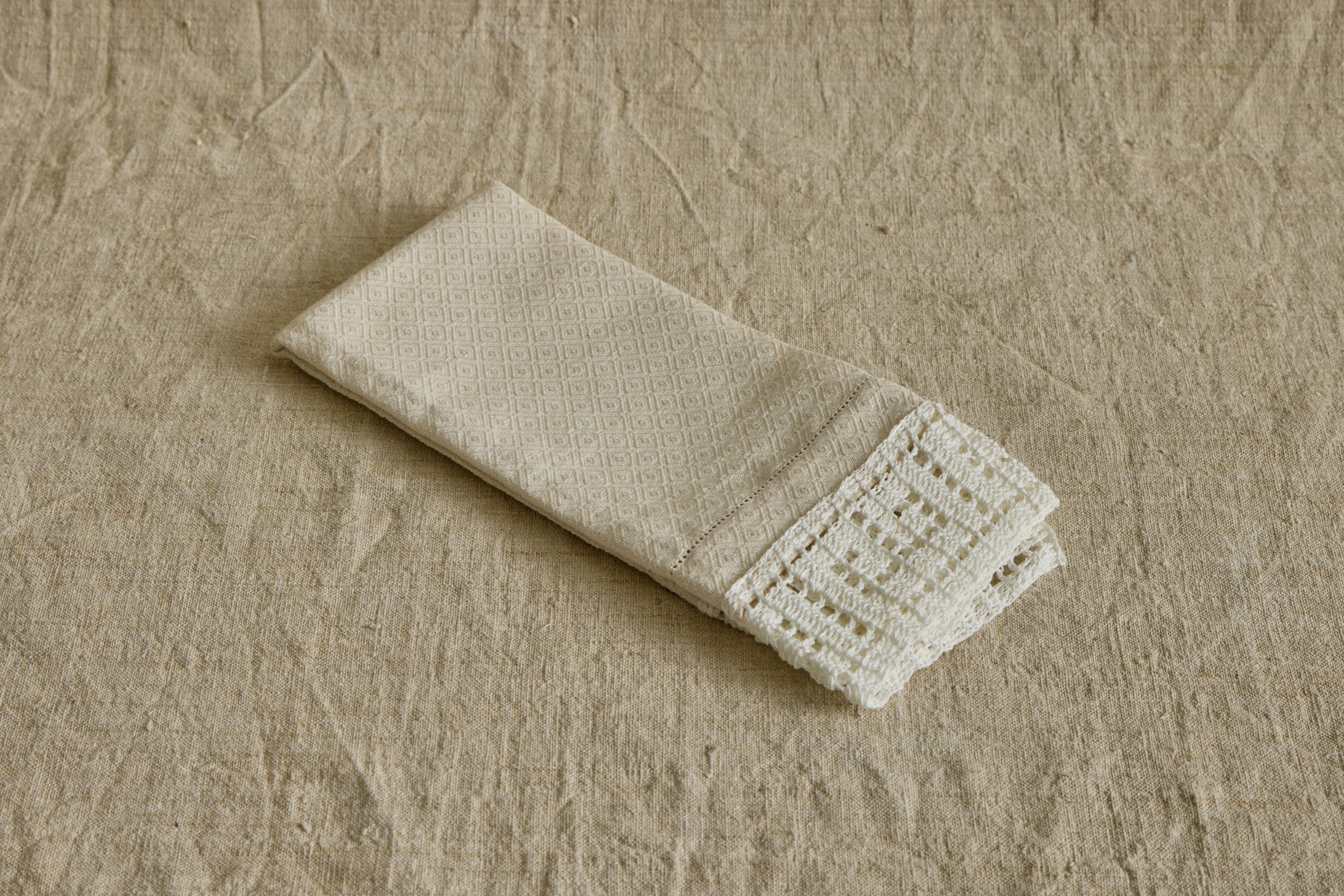 Isabella Towel Set