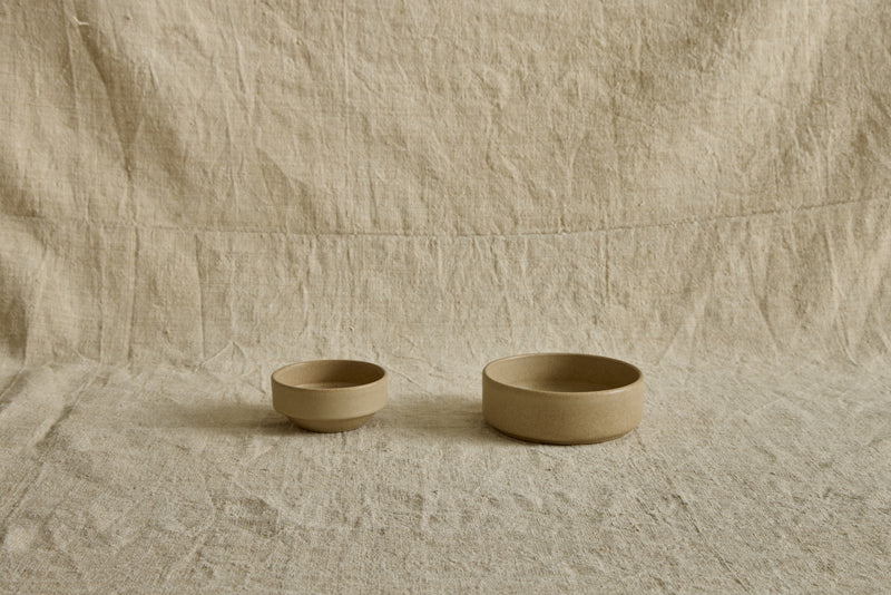 Stoneware Bowls in Flax