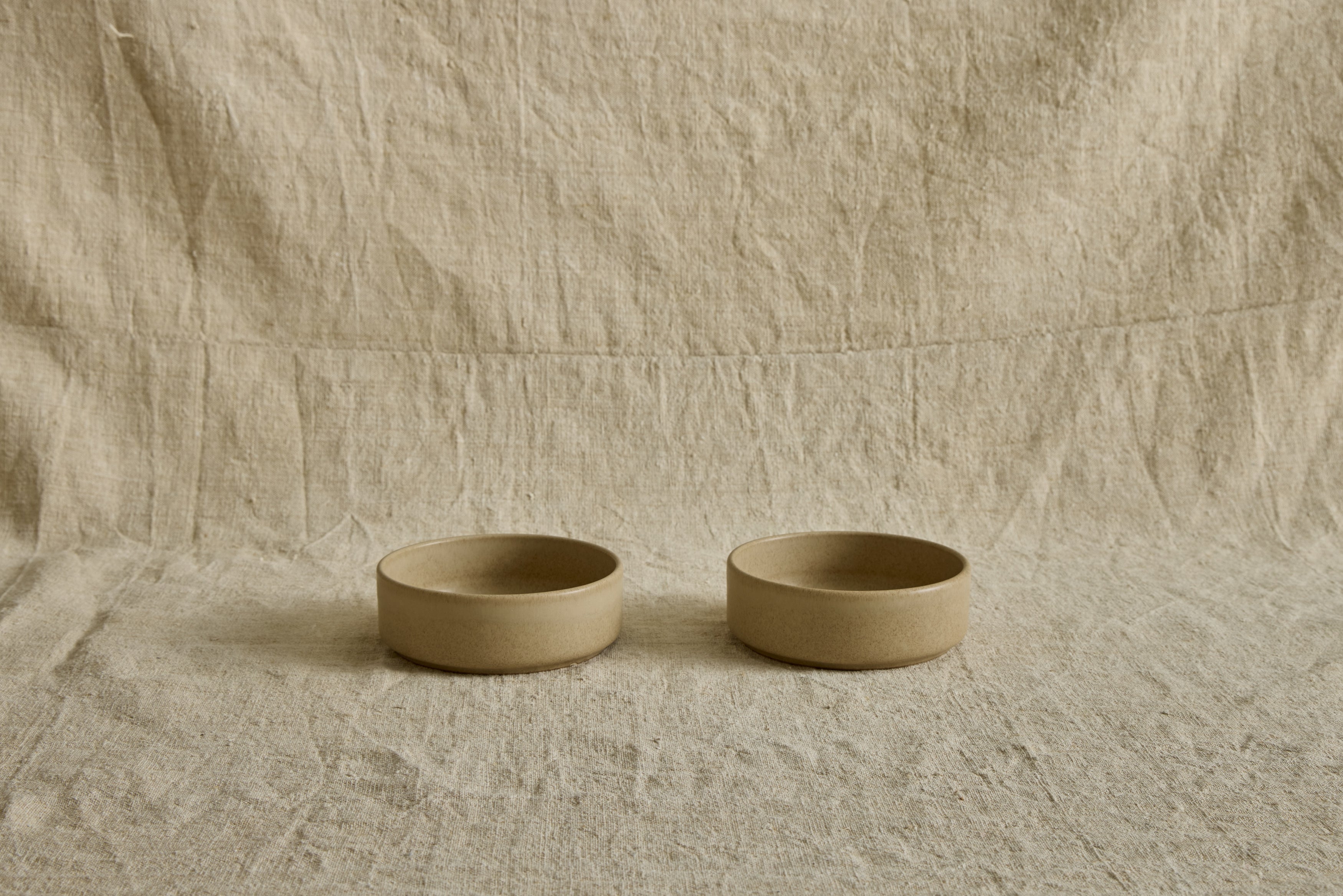 Stoneware Bowls in Flax
