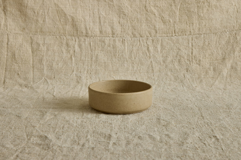Stoneware Bowls in Flax