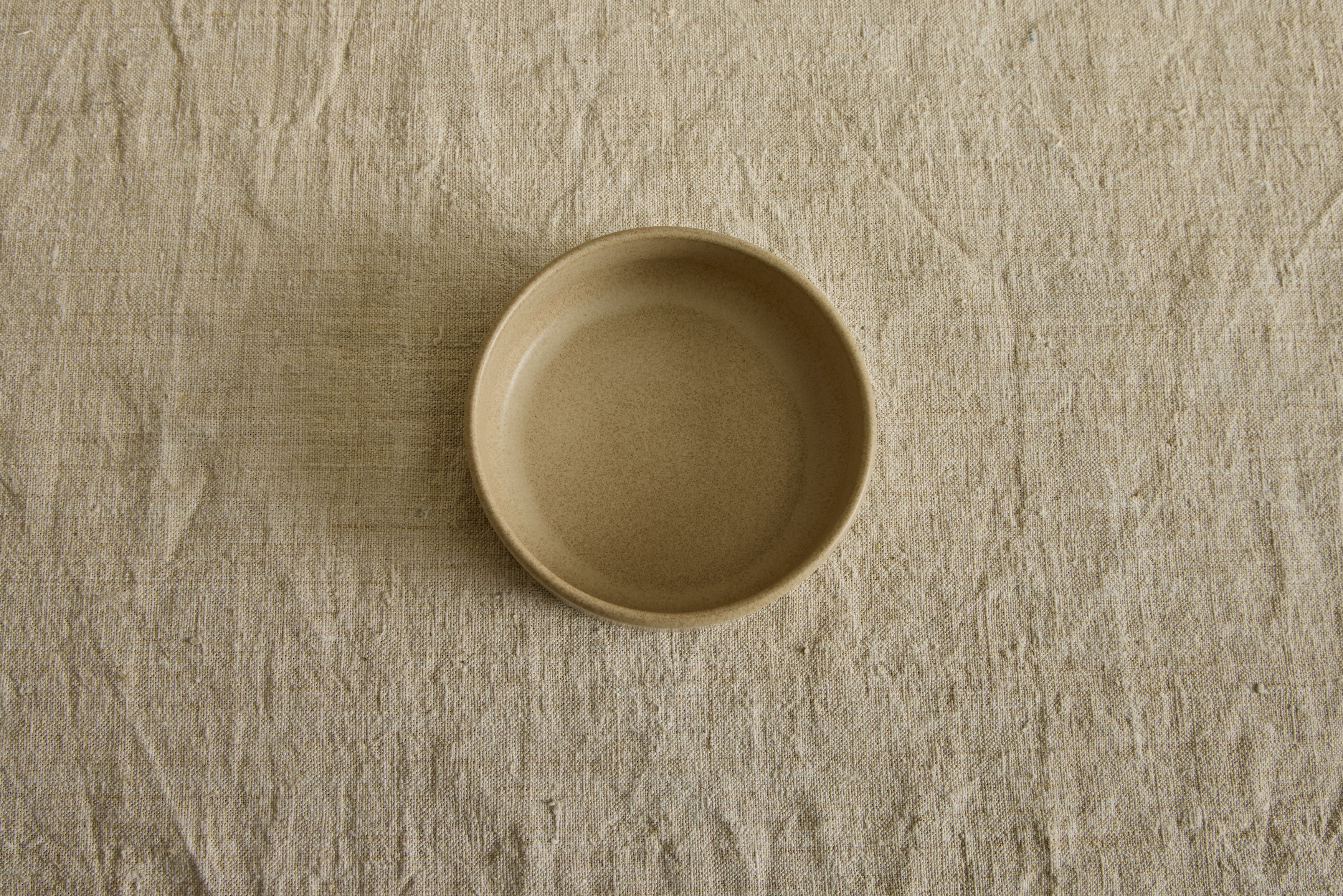 Stoneware Bowls in Flax