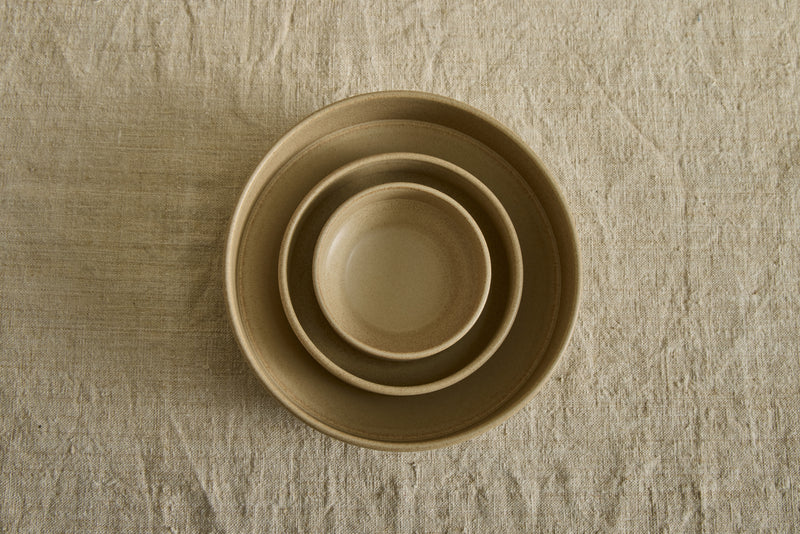 Stoneware Bowls in Flax