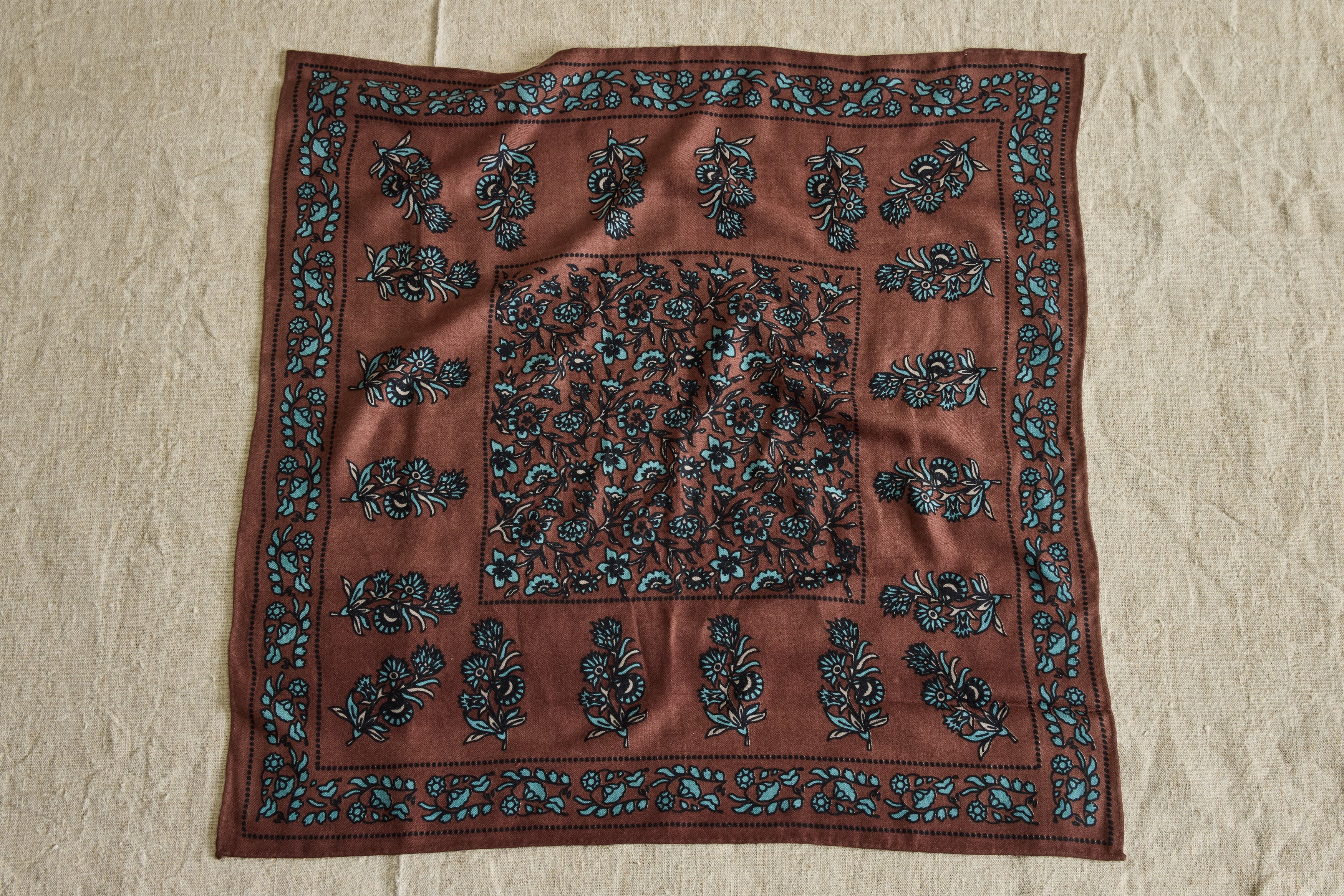 Cashmere Mughal Scarf (Multiple Colors)