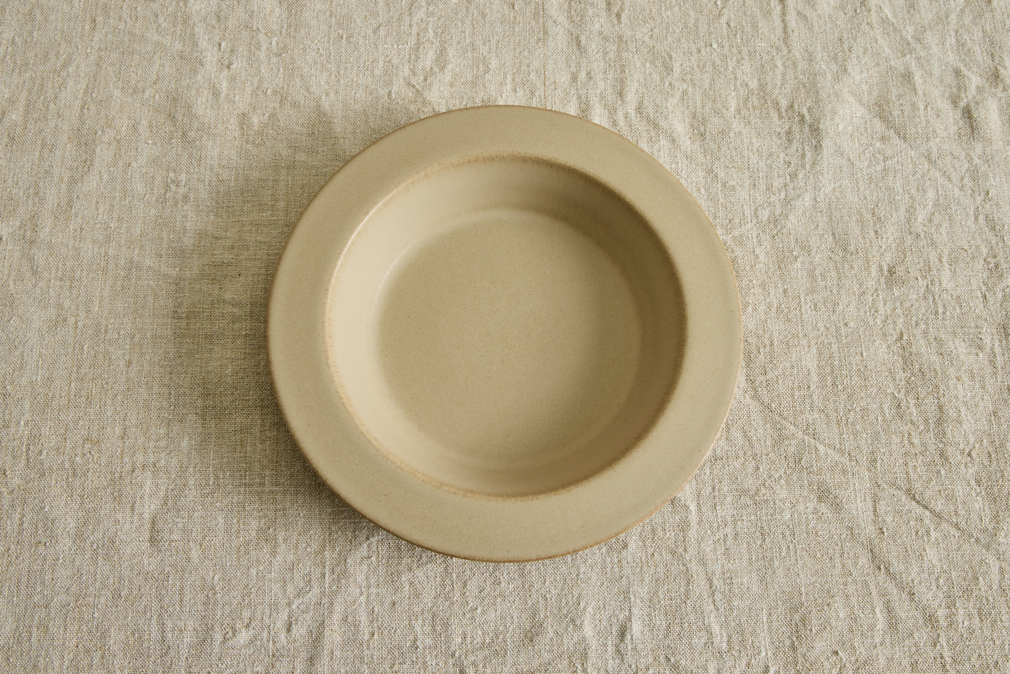 Dinnerware in Flax