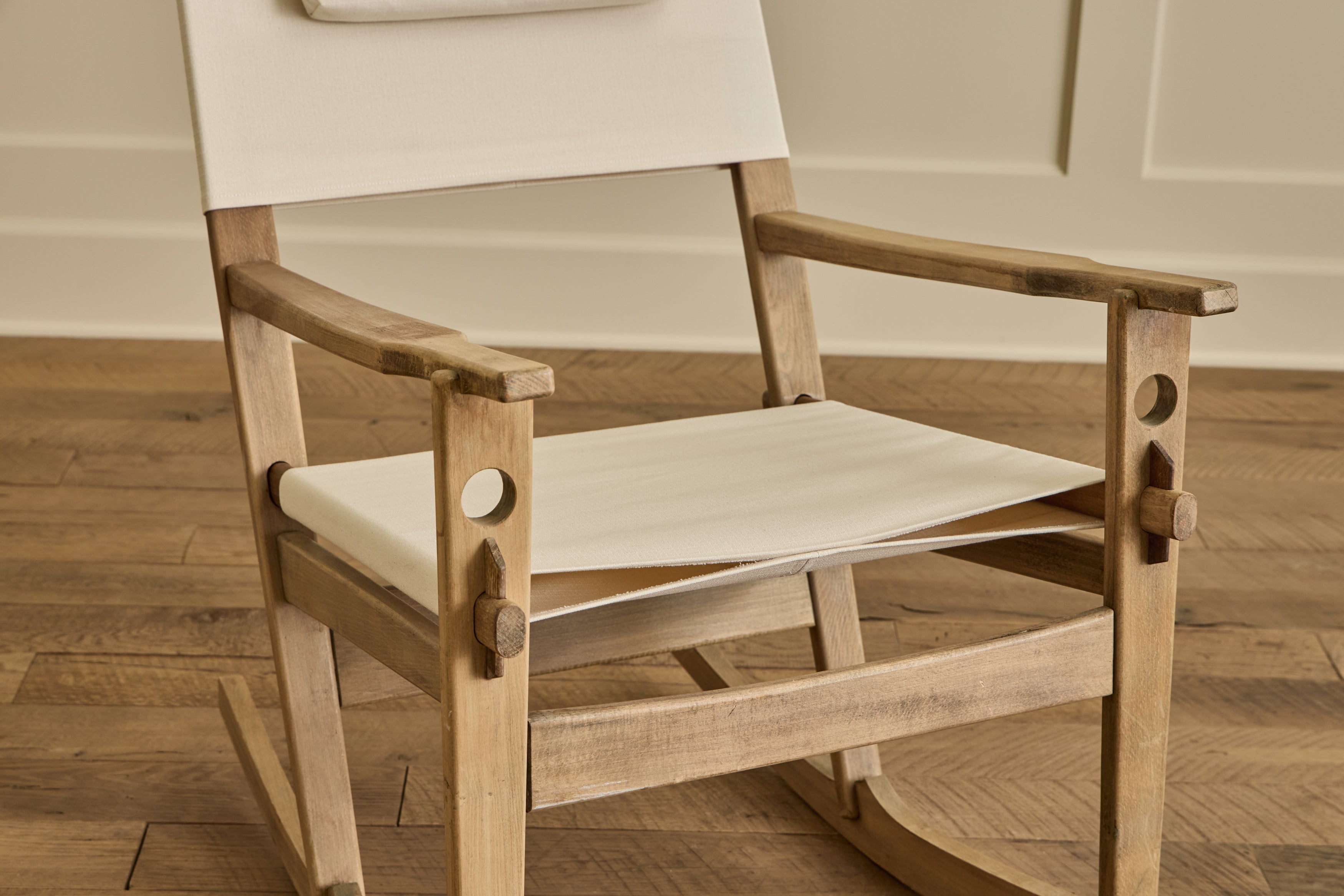 Hans Style Rocking Chair