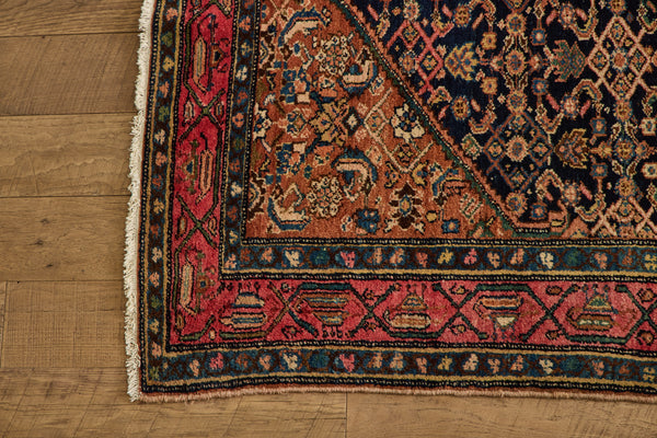 Navy & Pink Malayer Rug  4'3 X 6'8