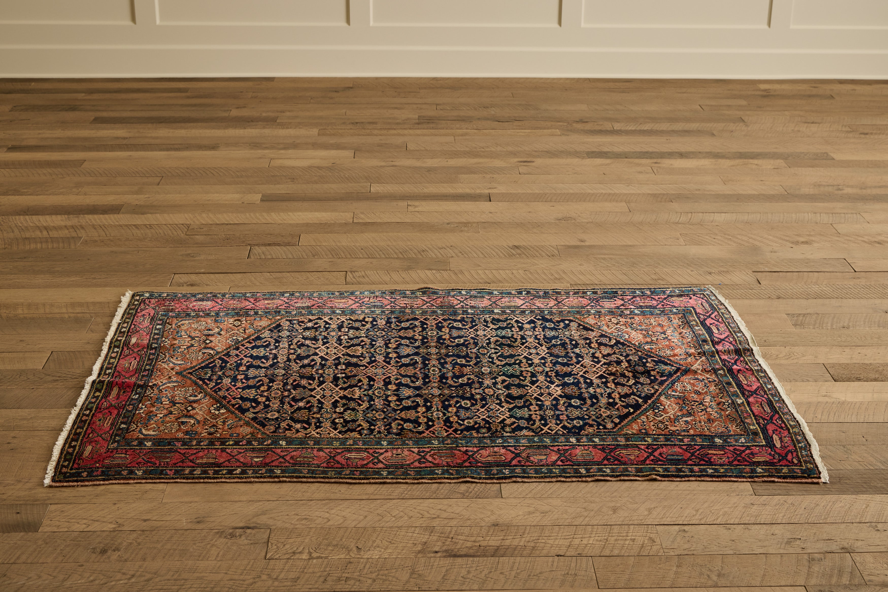 Navy & Pink Malayer Rug  4'3 X 6'8