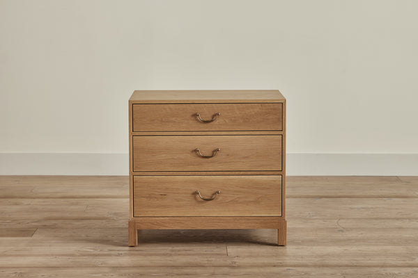 Campaign Chest, 28"