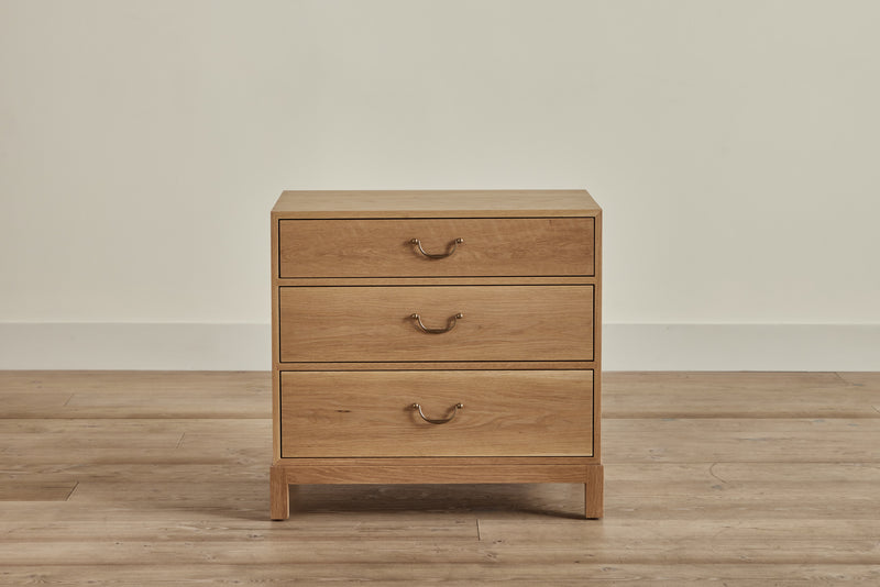 Campaign Chest, 28"