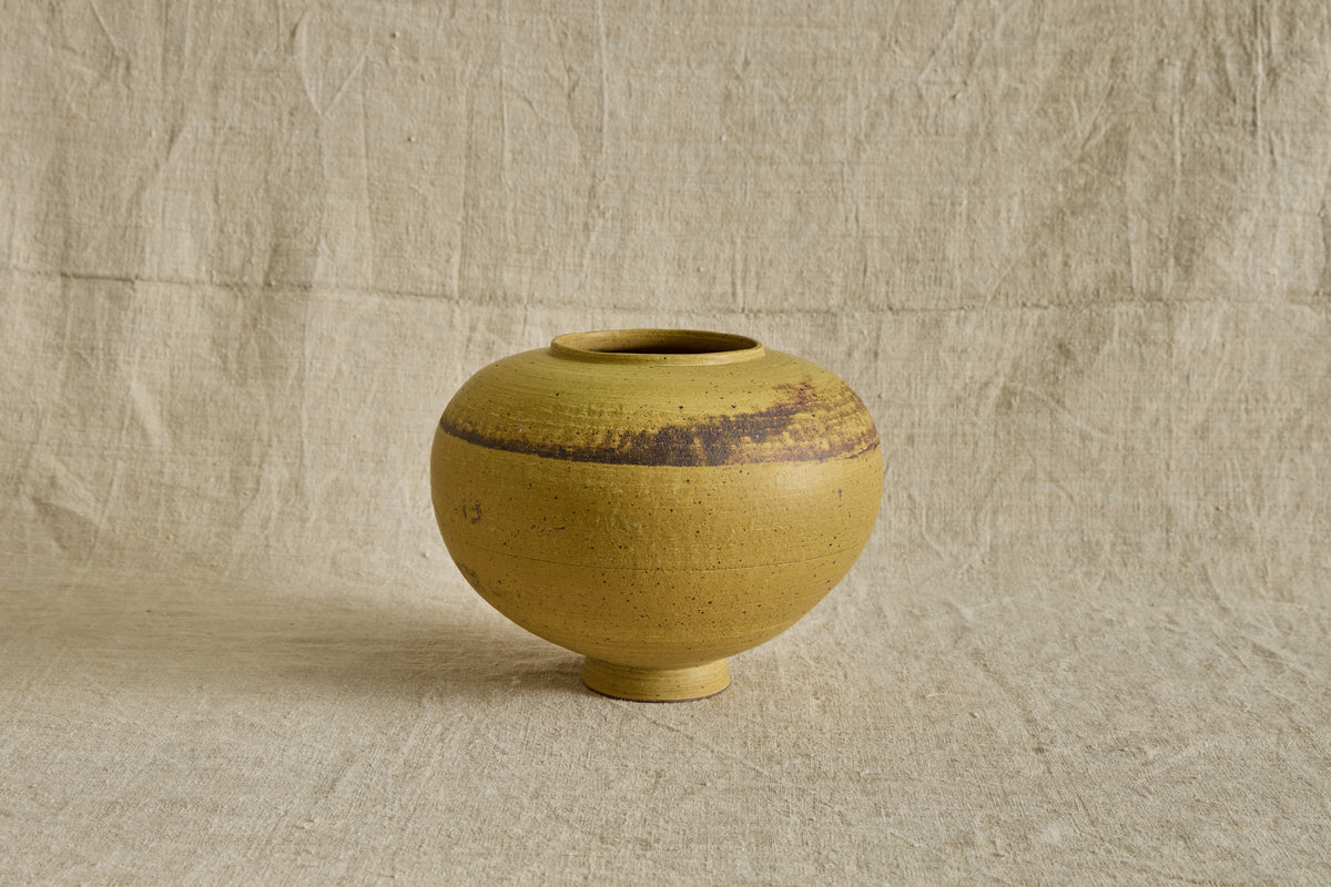 Moon Jar No.9