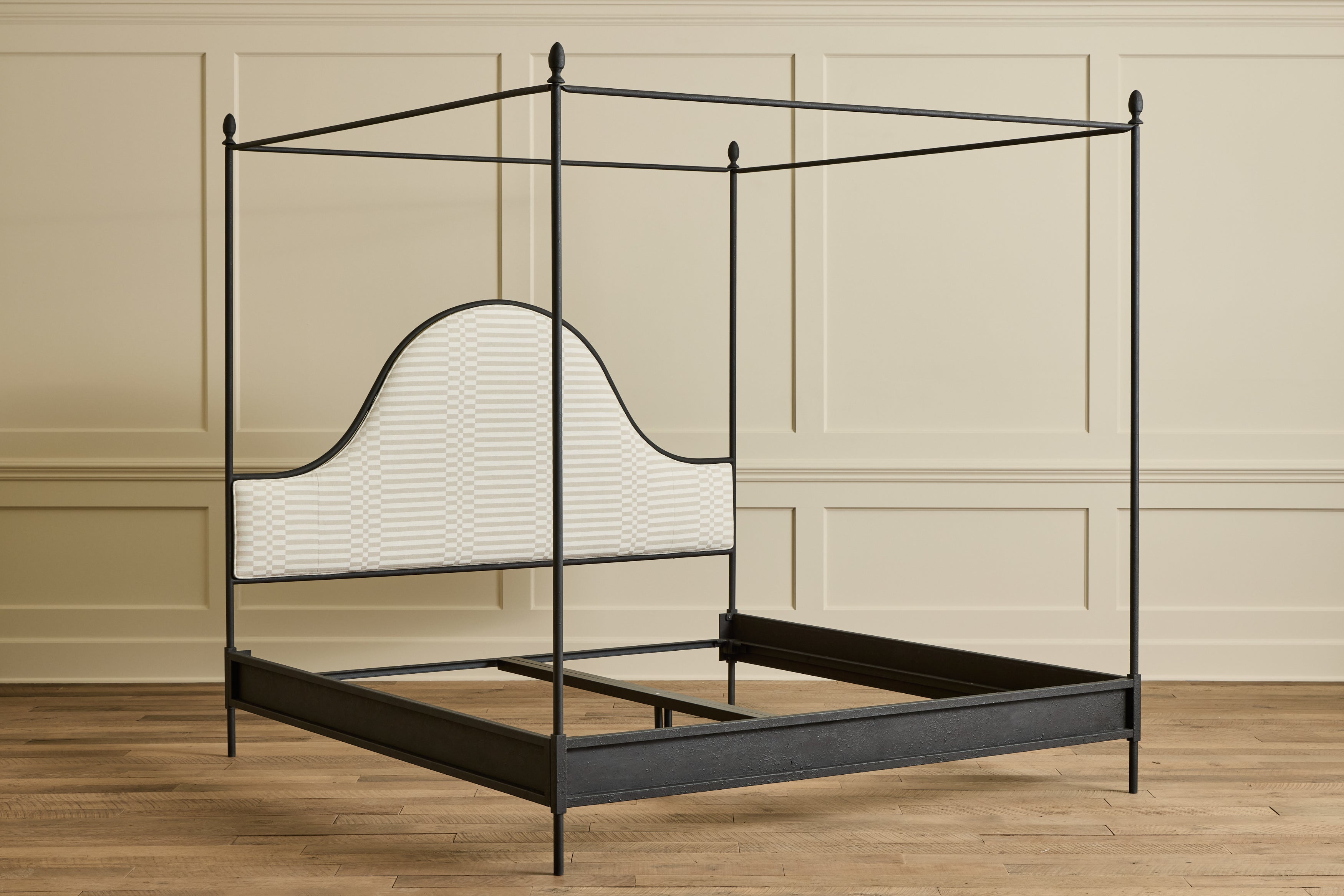 Iron Canopy Bed, King