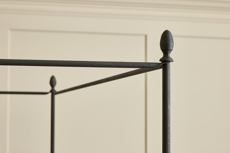 Iron Canopy Bed, Queen