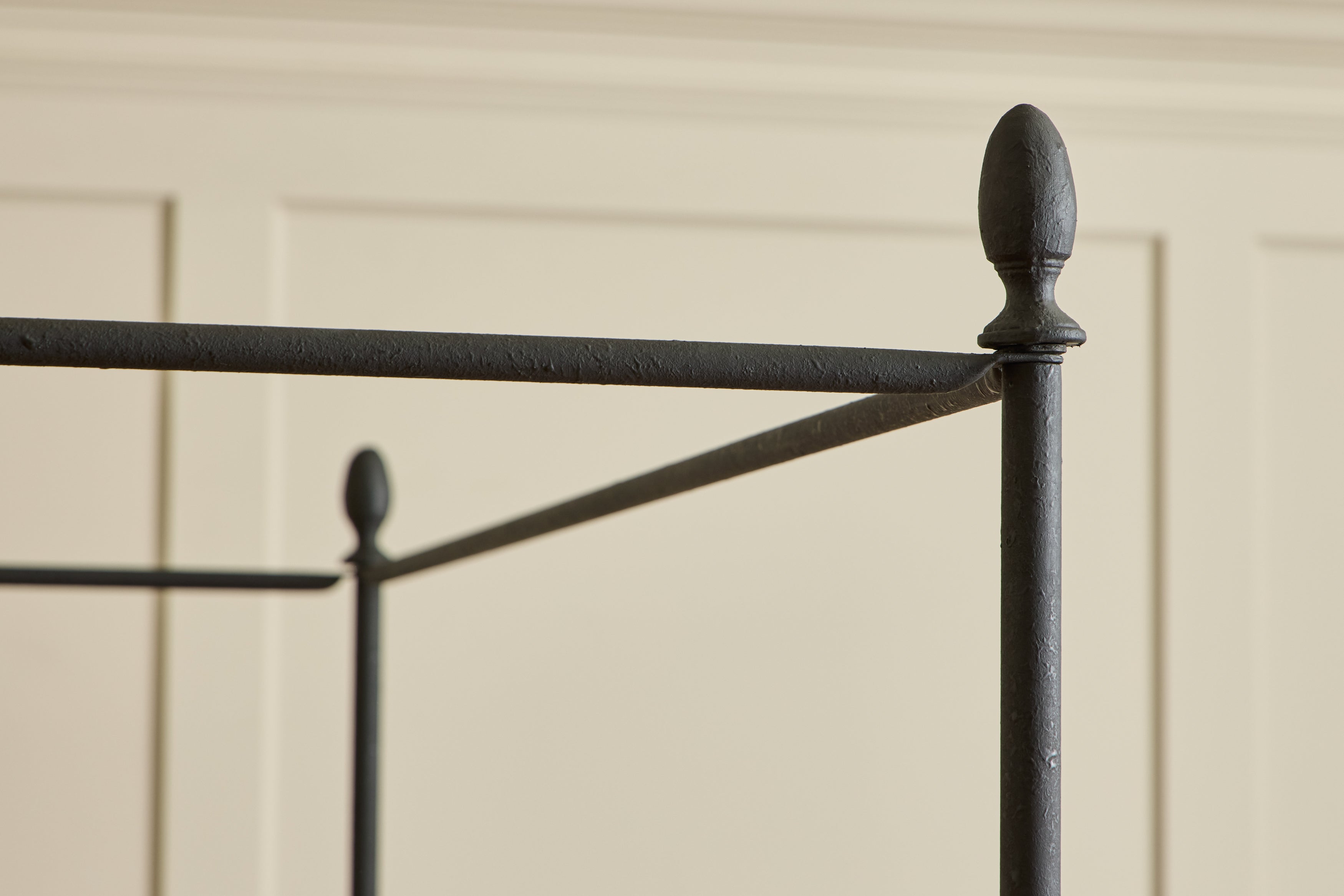 Iron Canopy Bed, Twin