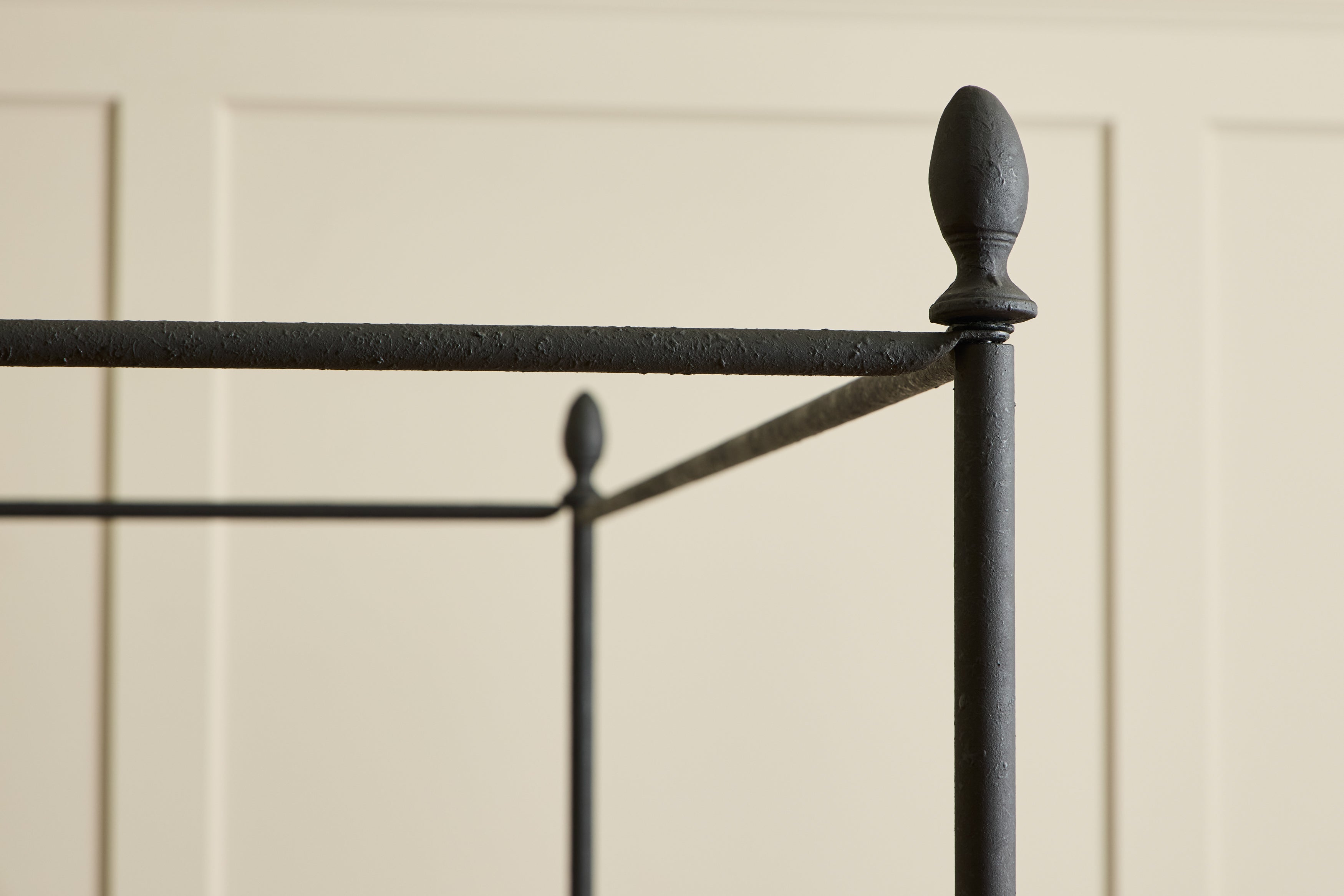 Iron Canopy Bed, King