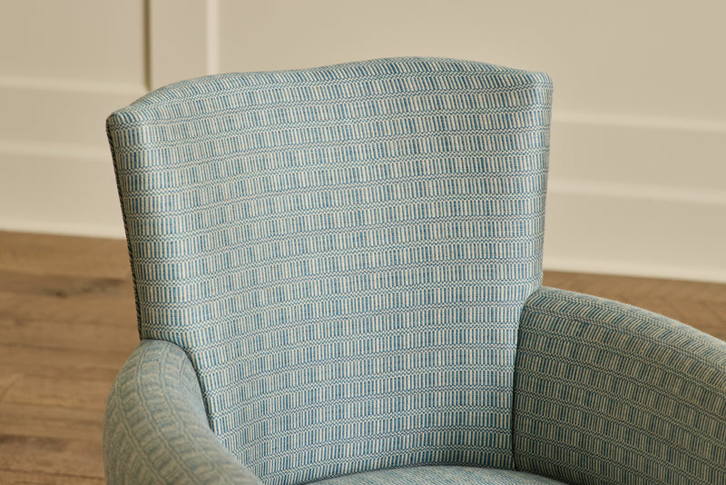 Club Dining Chair