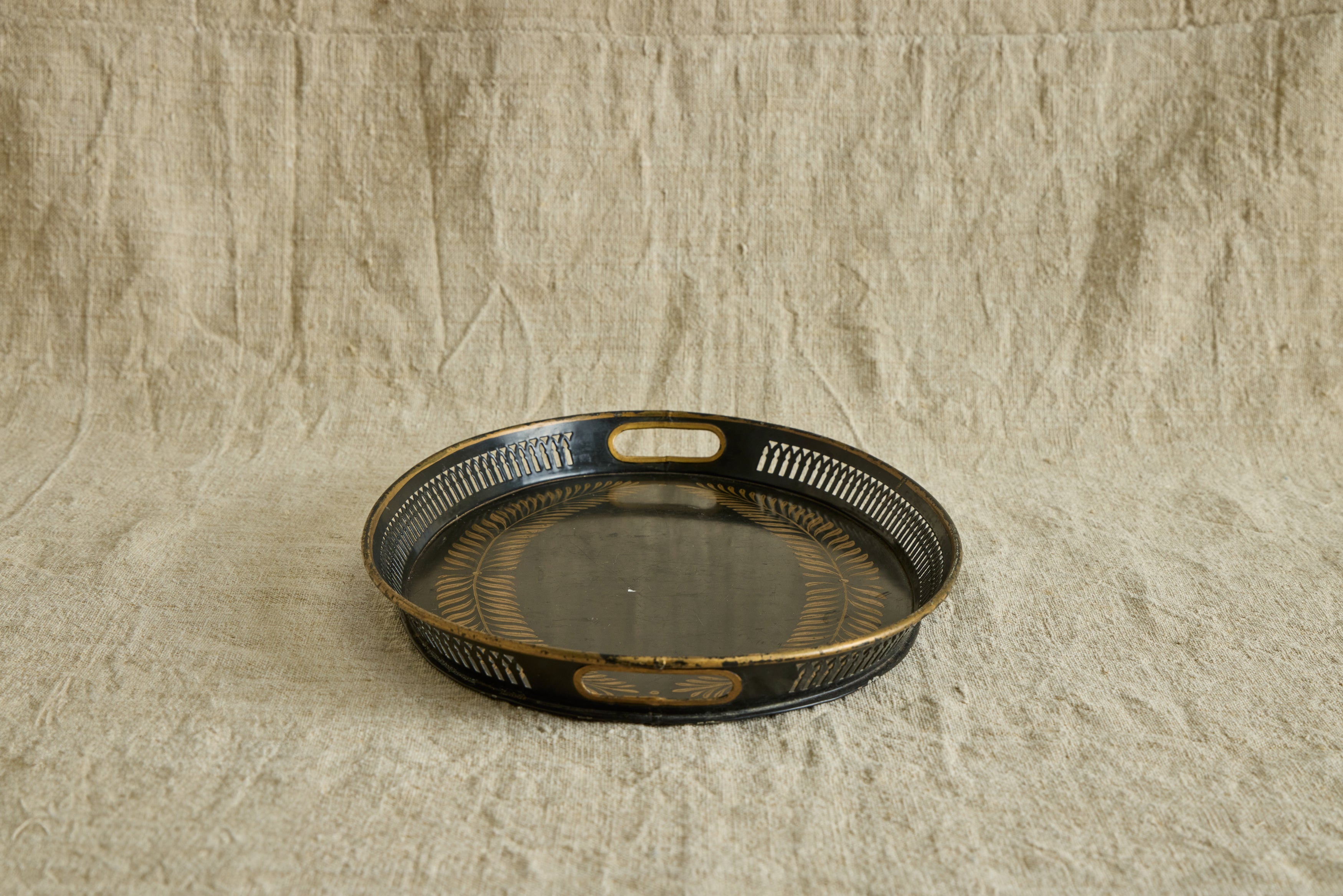 Toleware Tray