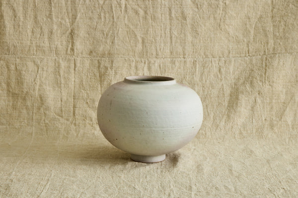 Moon Jar No.4