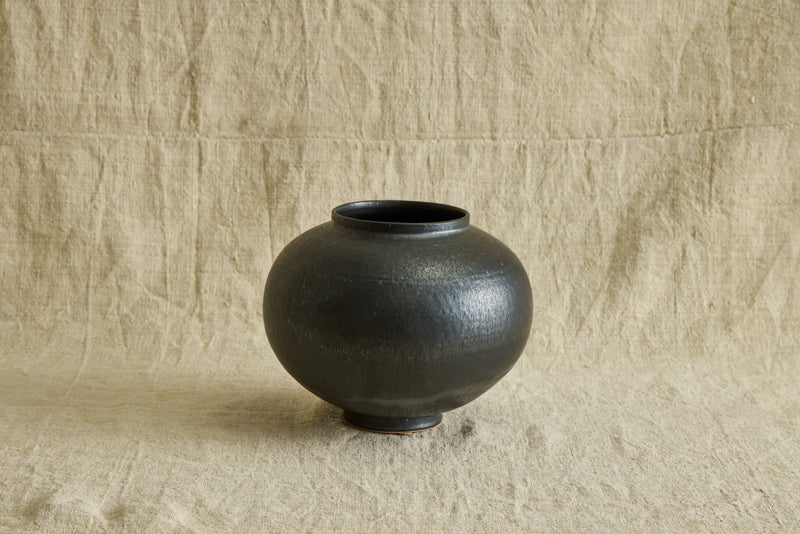 Moon Jar No.1
