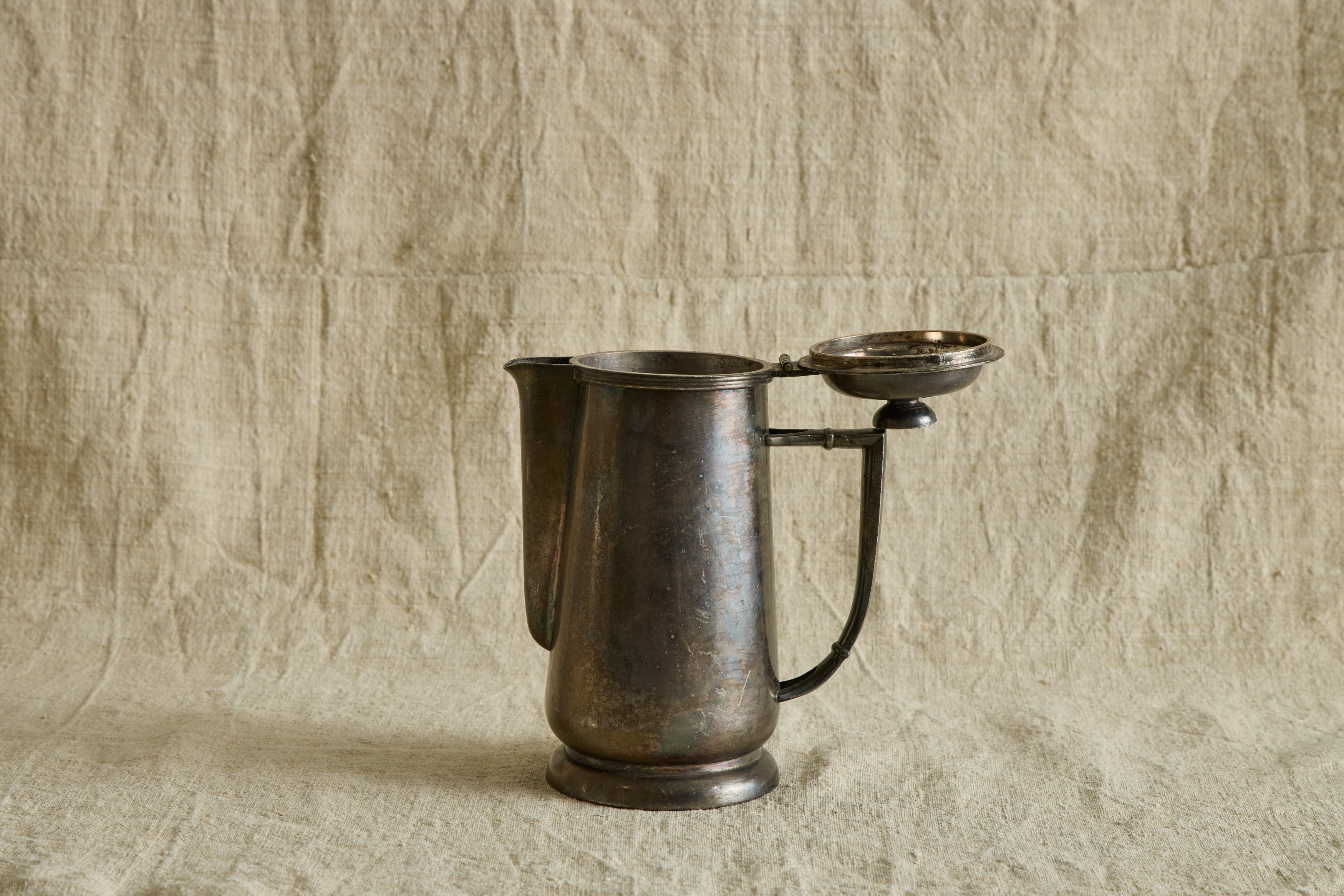 Large Hilton Hotel Teapot