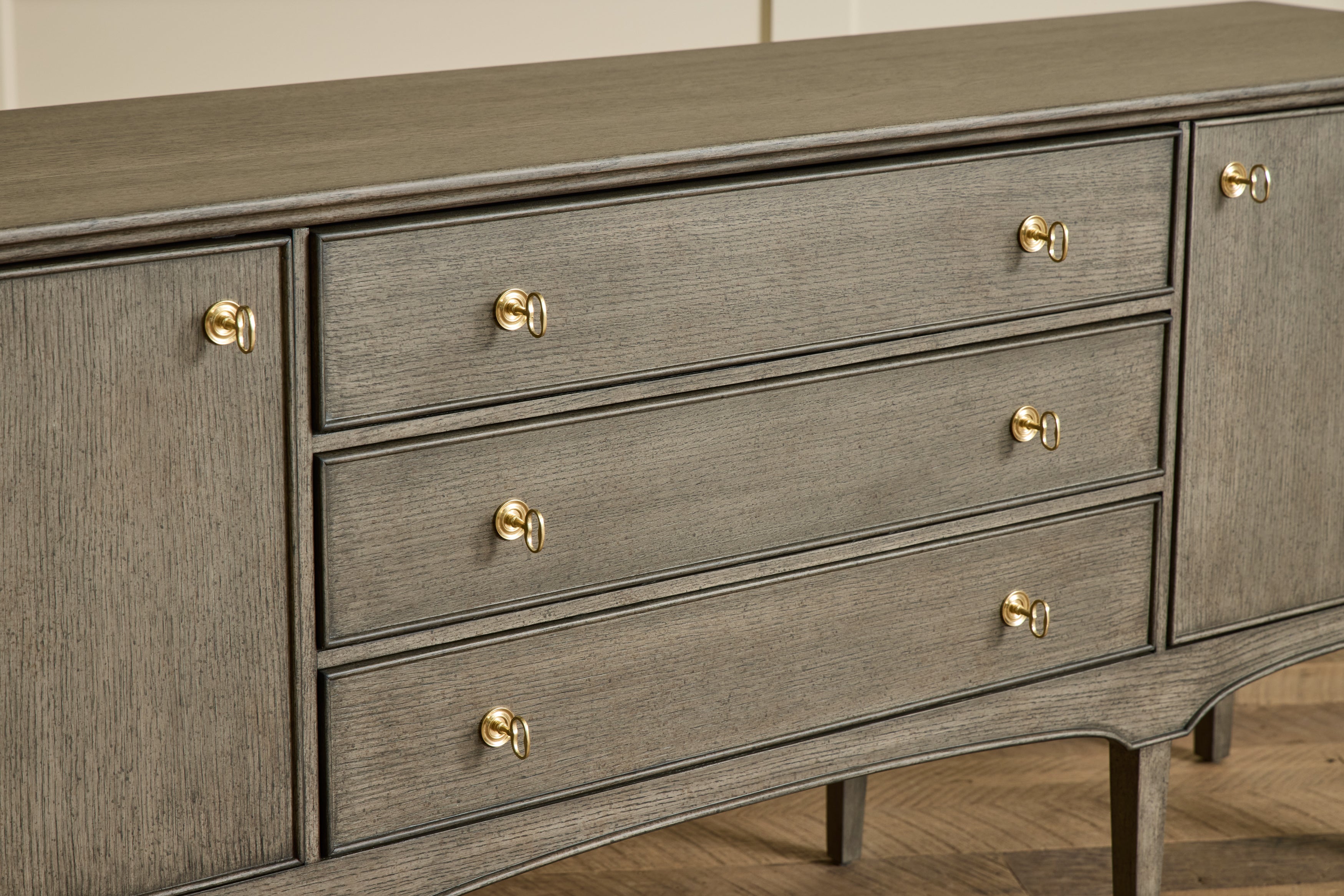 Heirloom Credenza, 75"