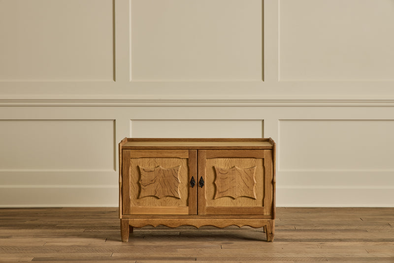 Small Oak Cabinet