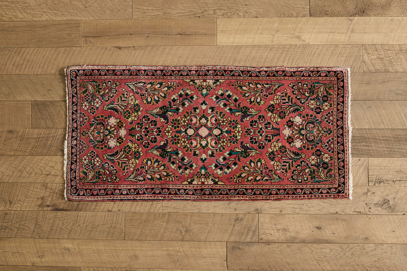 Persian Sarouk Rug 2' X 4'3