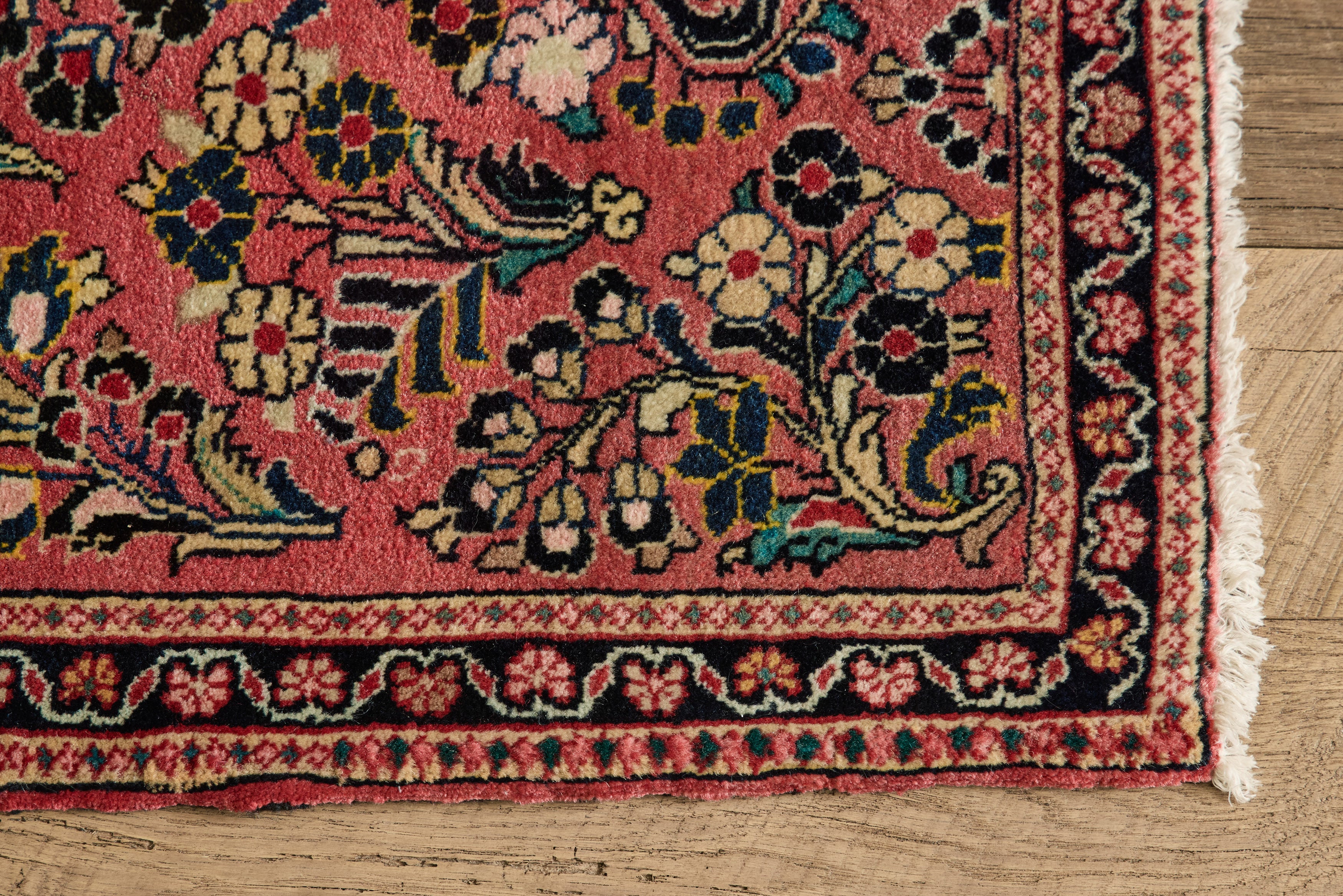 Persian Sarouk Rug 2' X 4'3