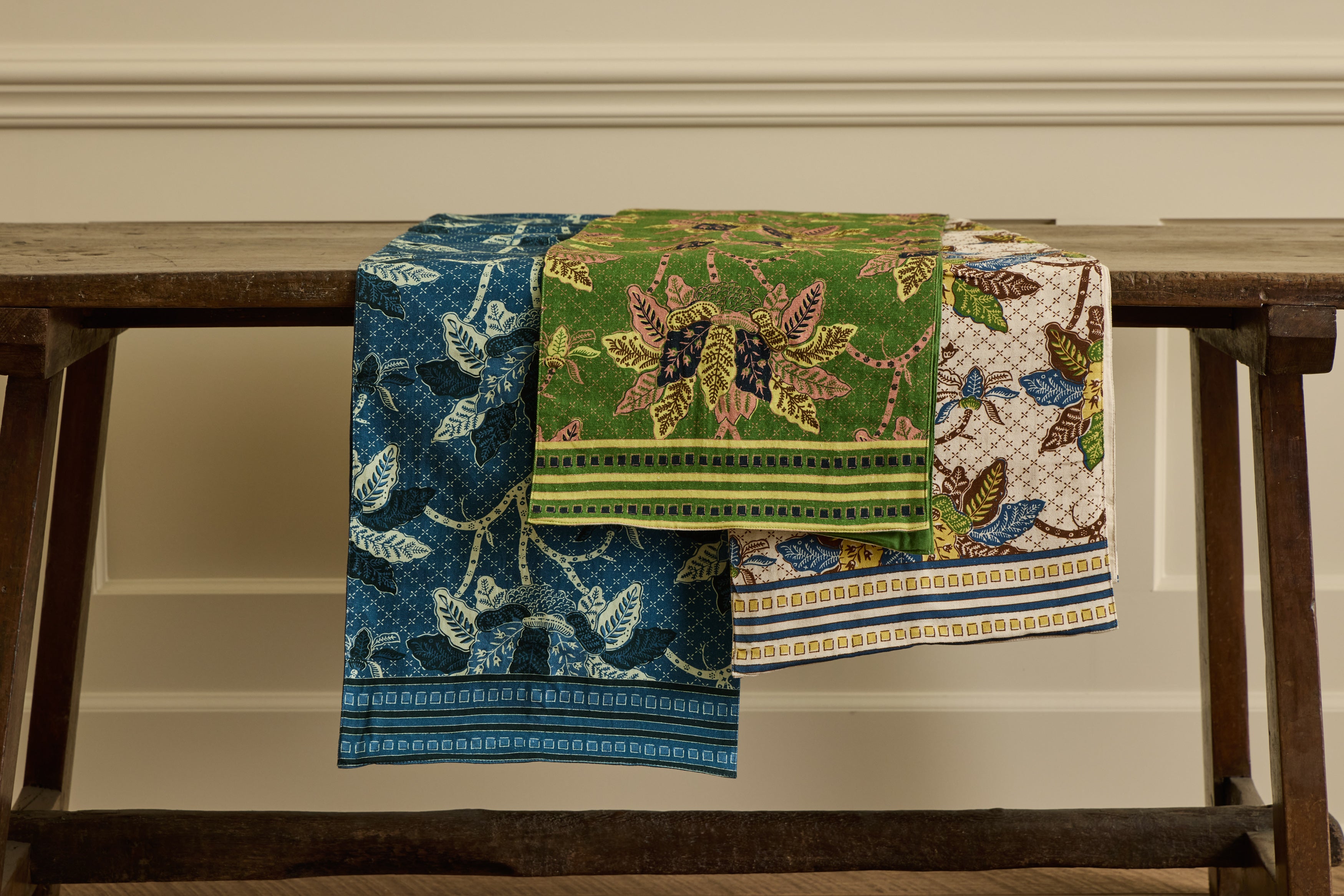 Night Bloom Runner In Canopy
