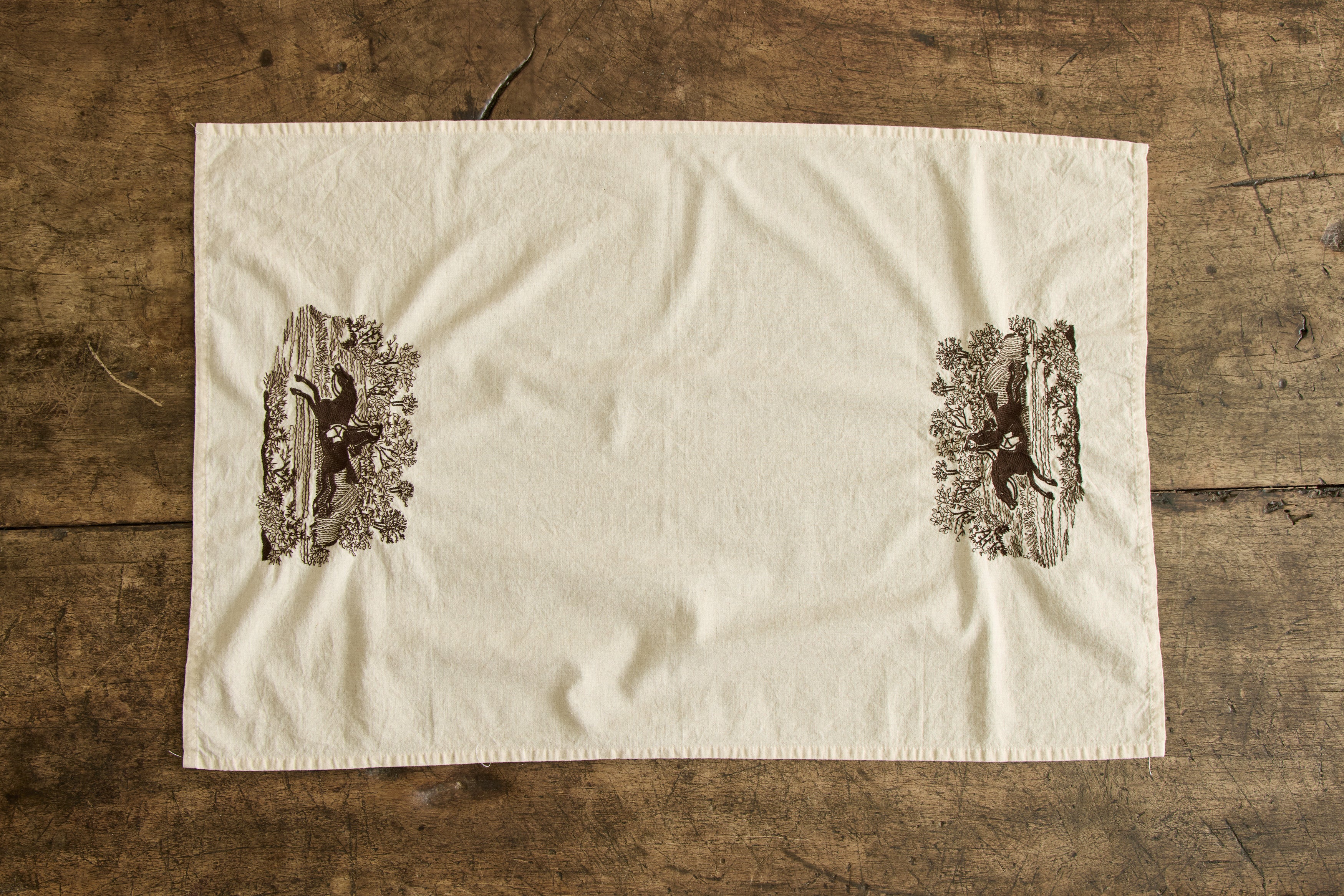 Lusitano Embroidered Hand Towel