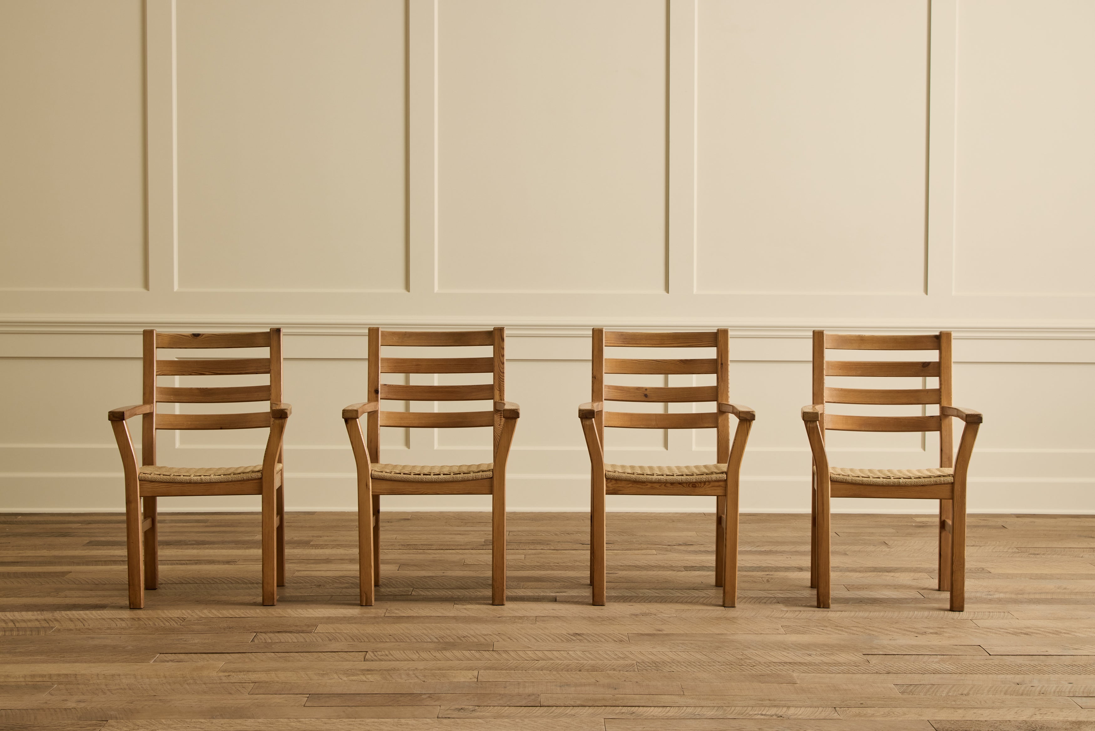 Set of 4 Pine Wood Dining Chairs