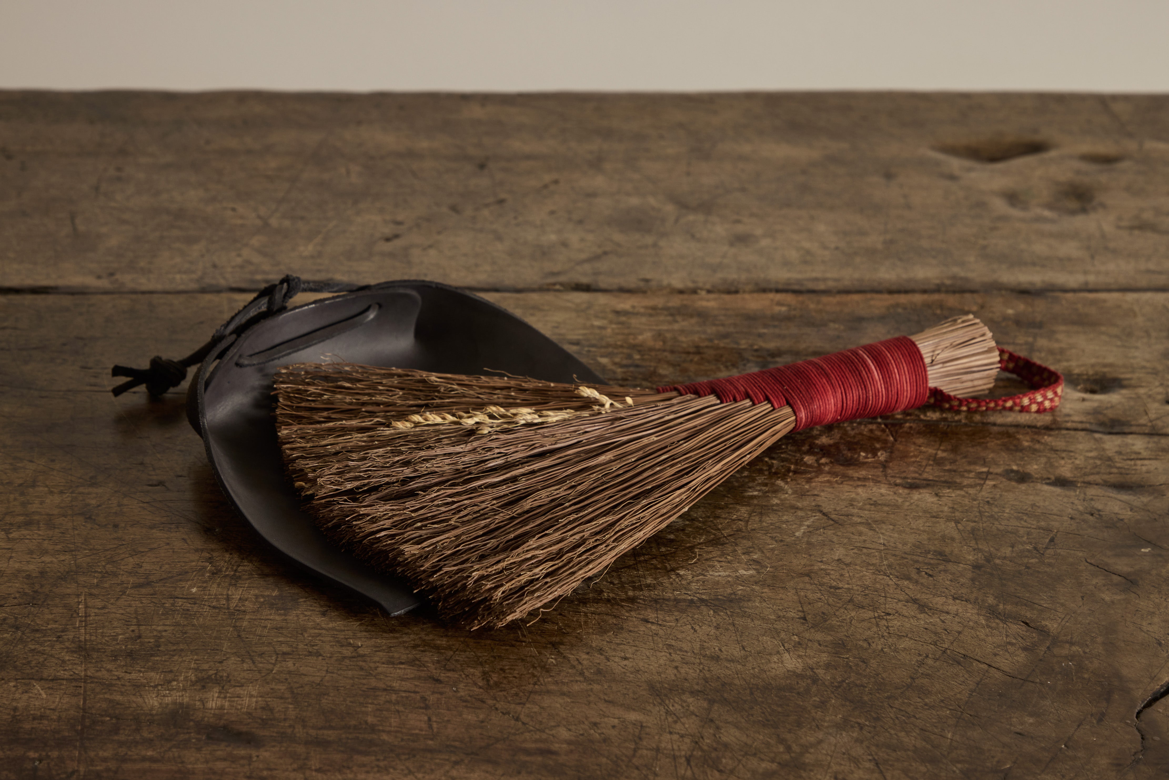 Leather Dustpan