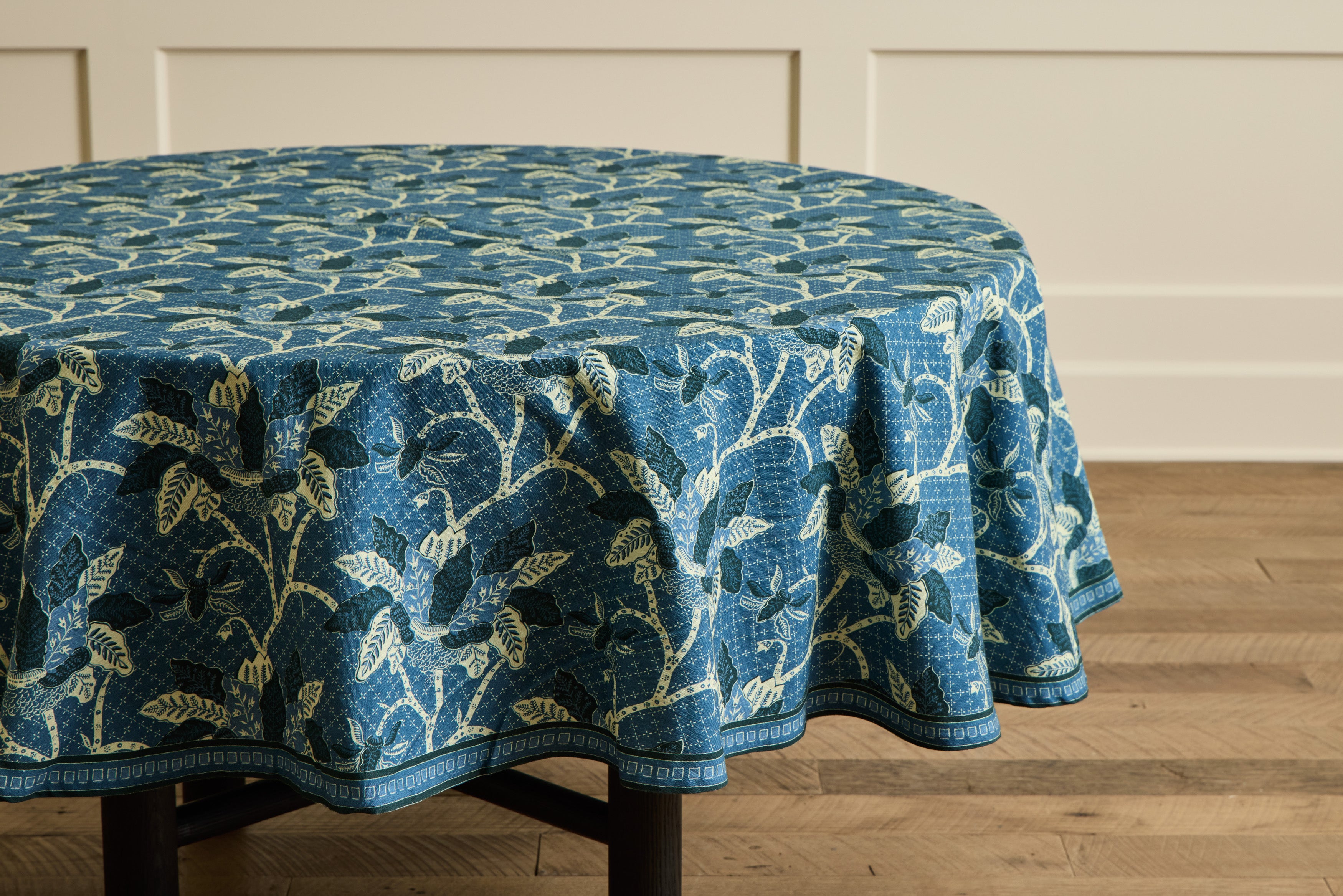 Night Bloom Tablecloth In Azure