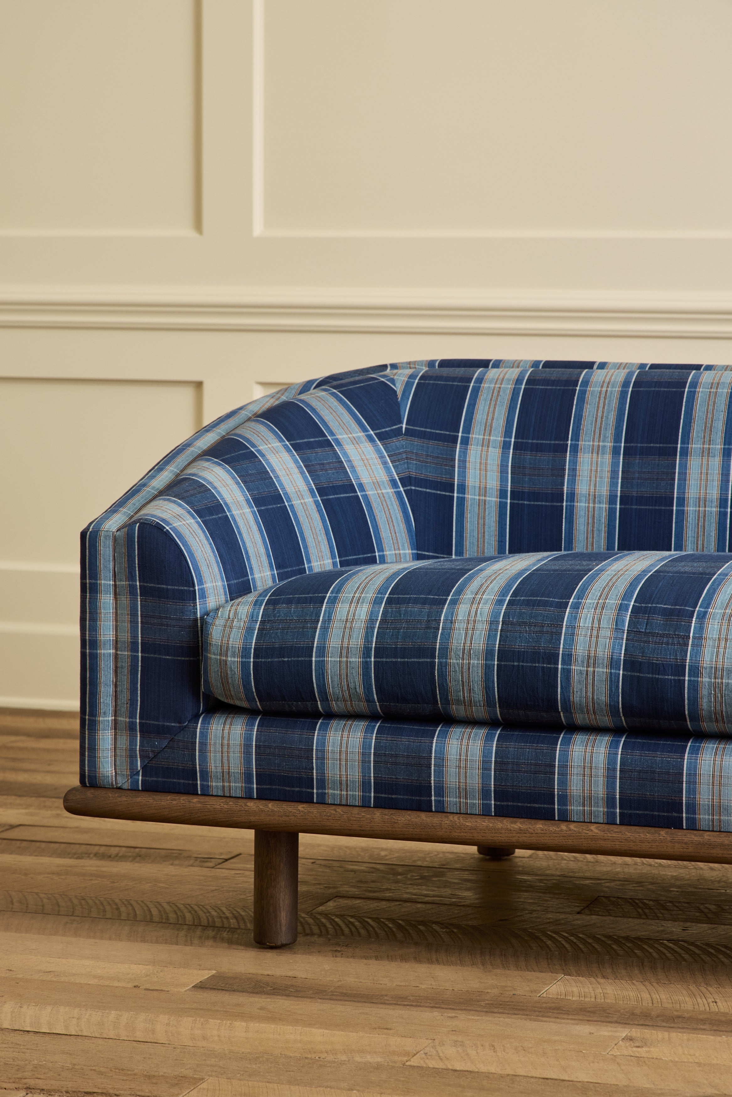 Curved Sofa, 90"