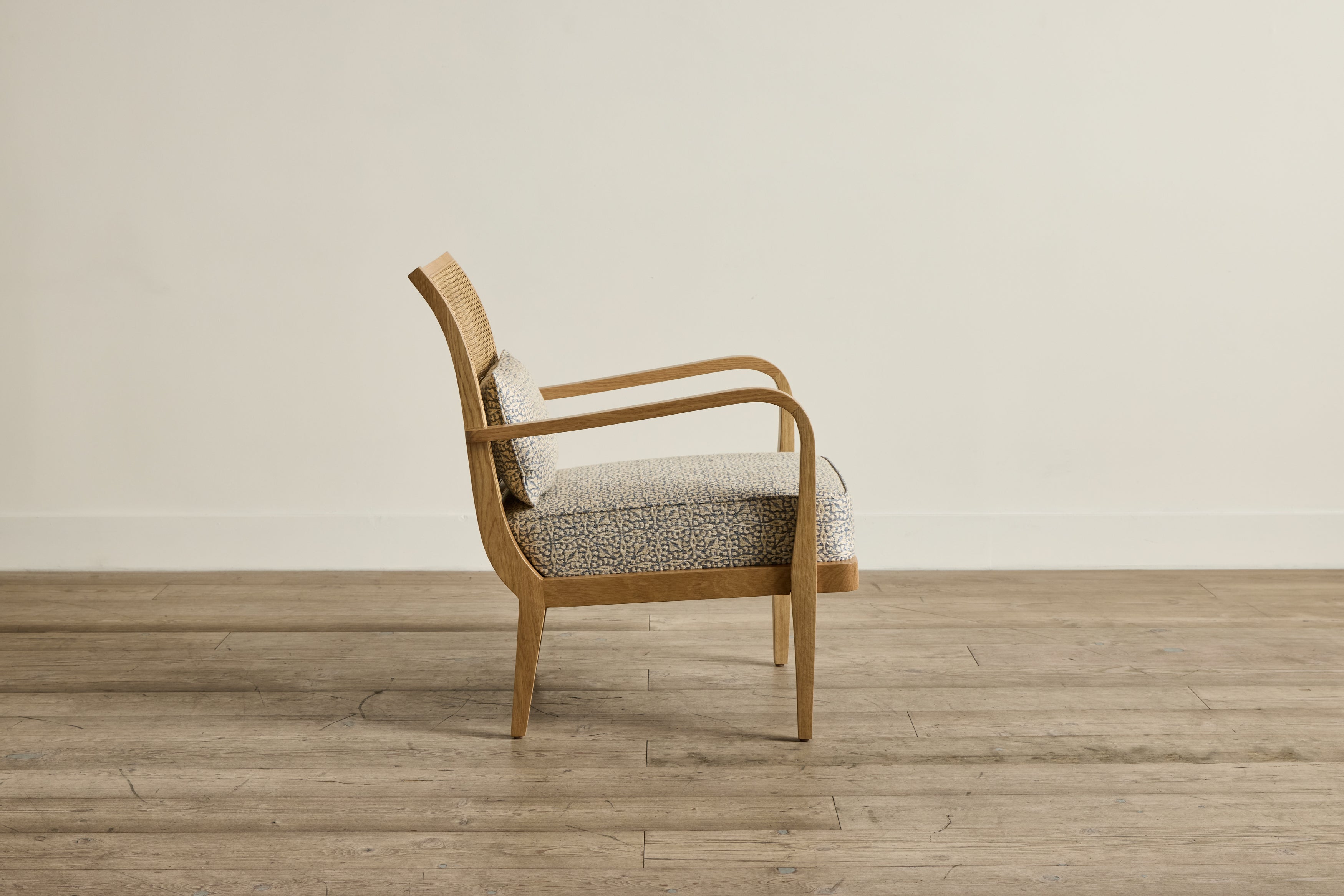 Shown in Customer’s Own Material (Susan Deliss Costanza Bosphorous Blue) and Natural Oak