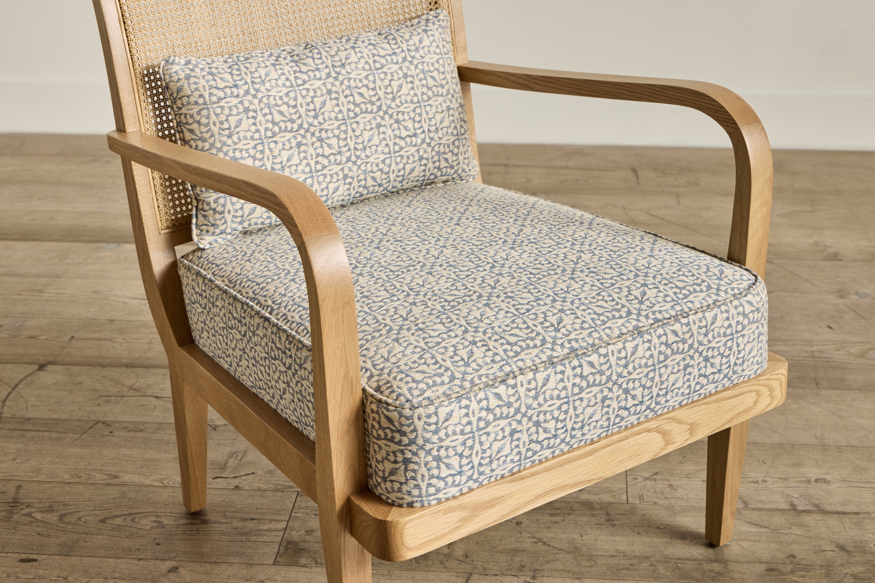Shown in Customer’s Own Material (Susan Deliss Costanza Bosphorous Blue) and Natural Oak