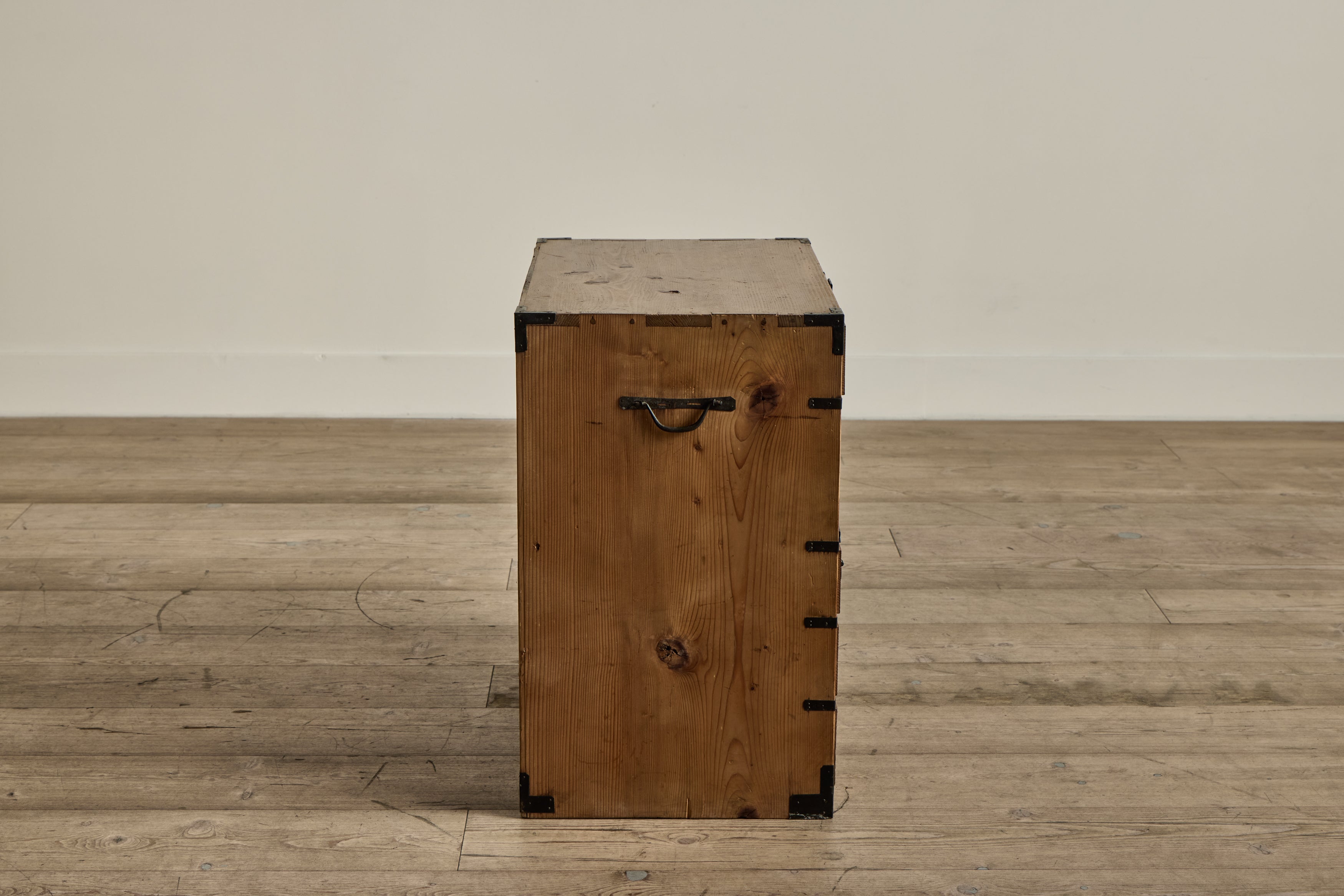 Kiri Wood Tansu Chest