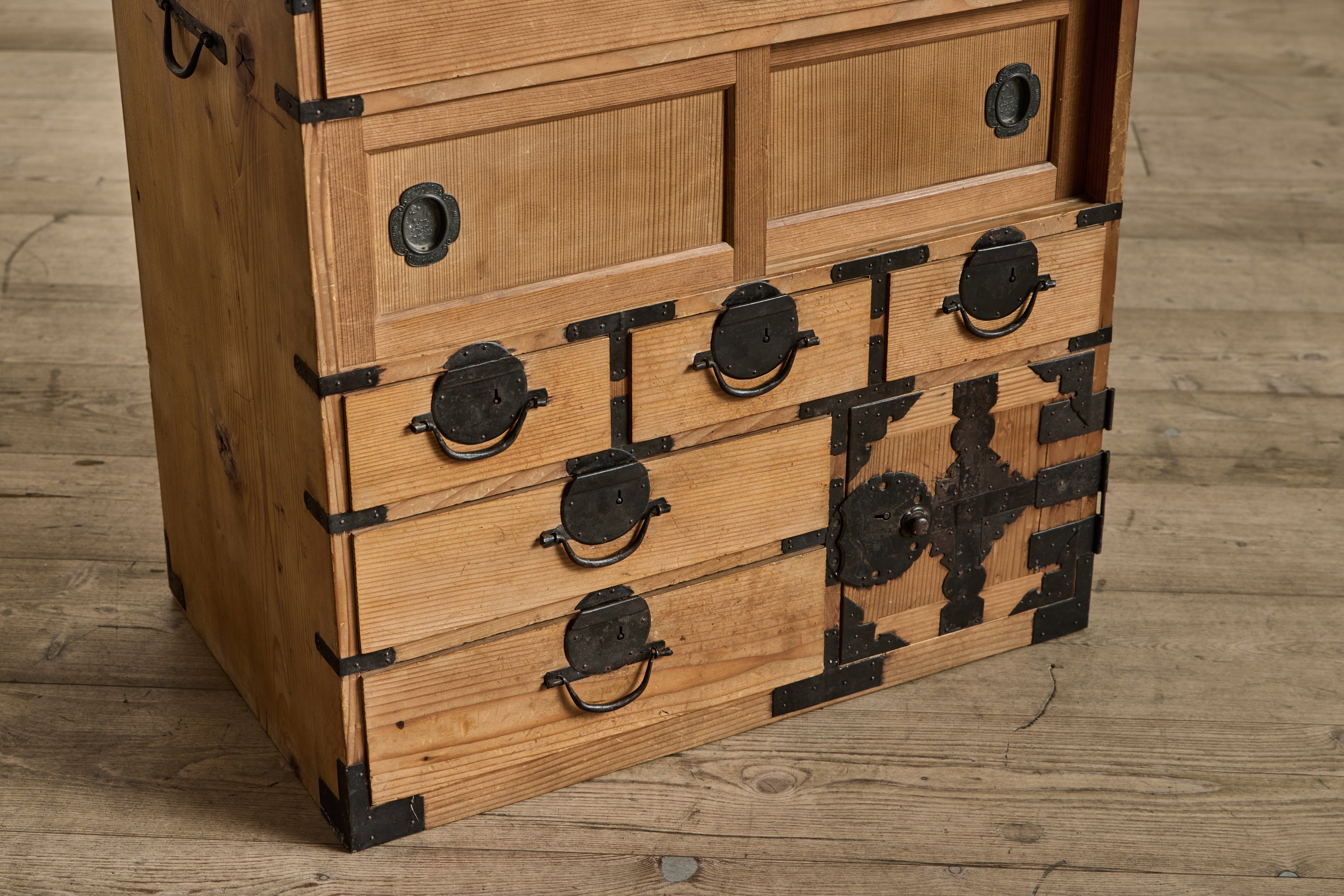 Kiri Wood Tansu Chest