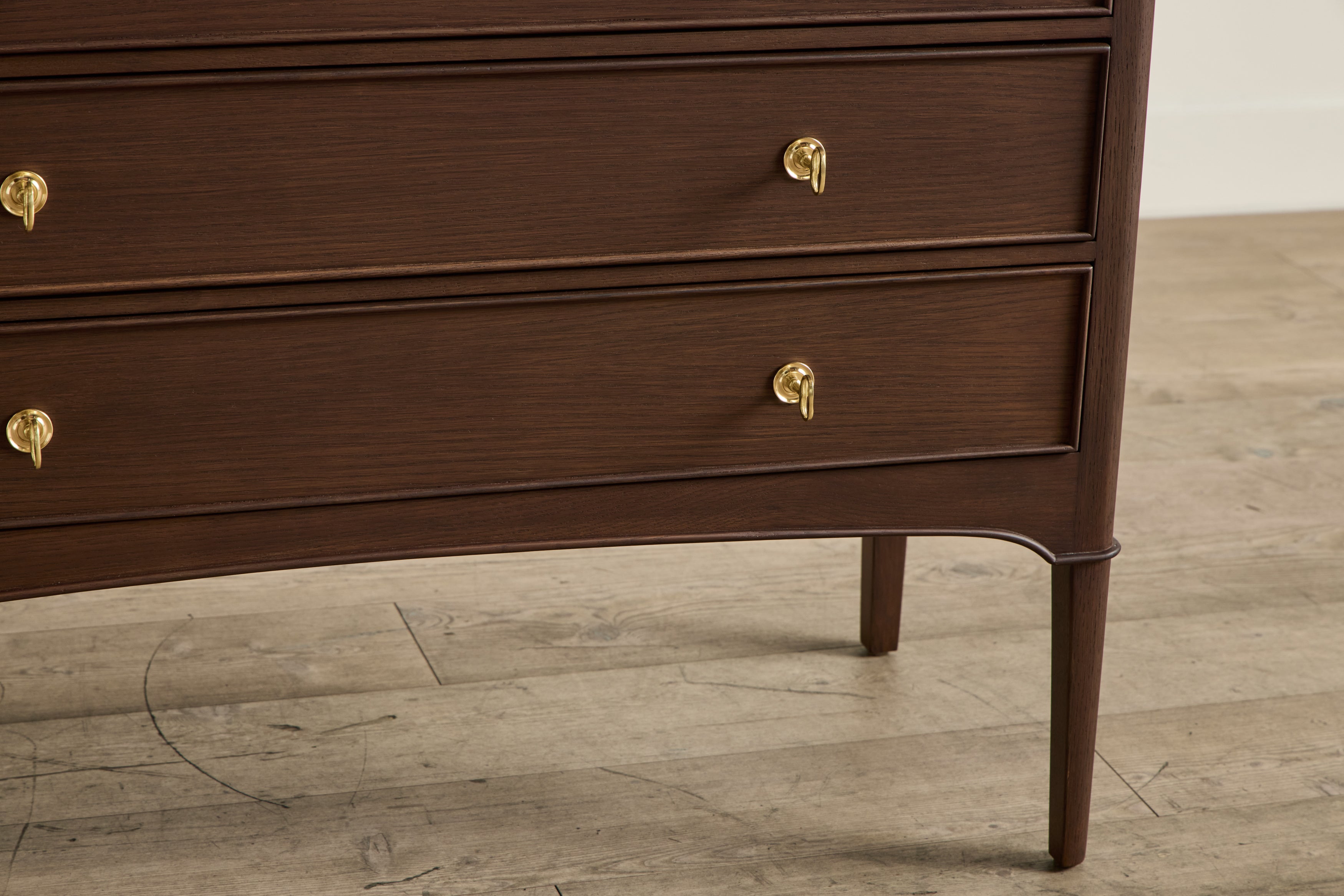 Heirloom Dresser, 42"