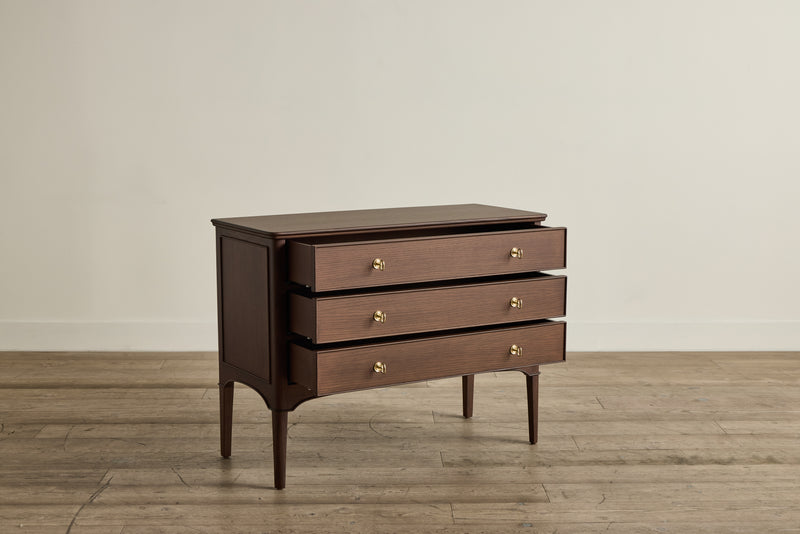 Heirloom Dresser, 42"